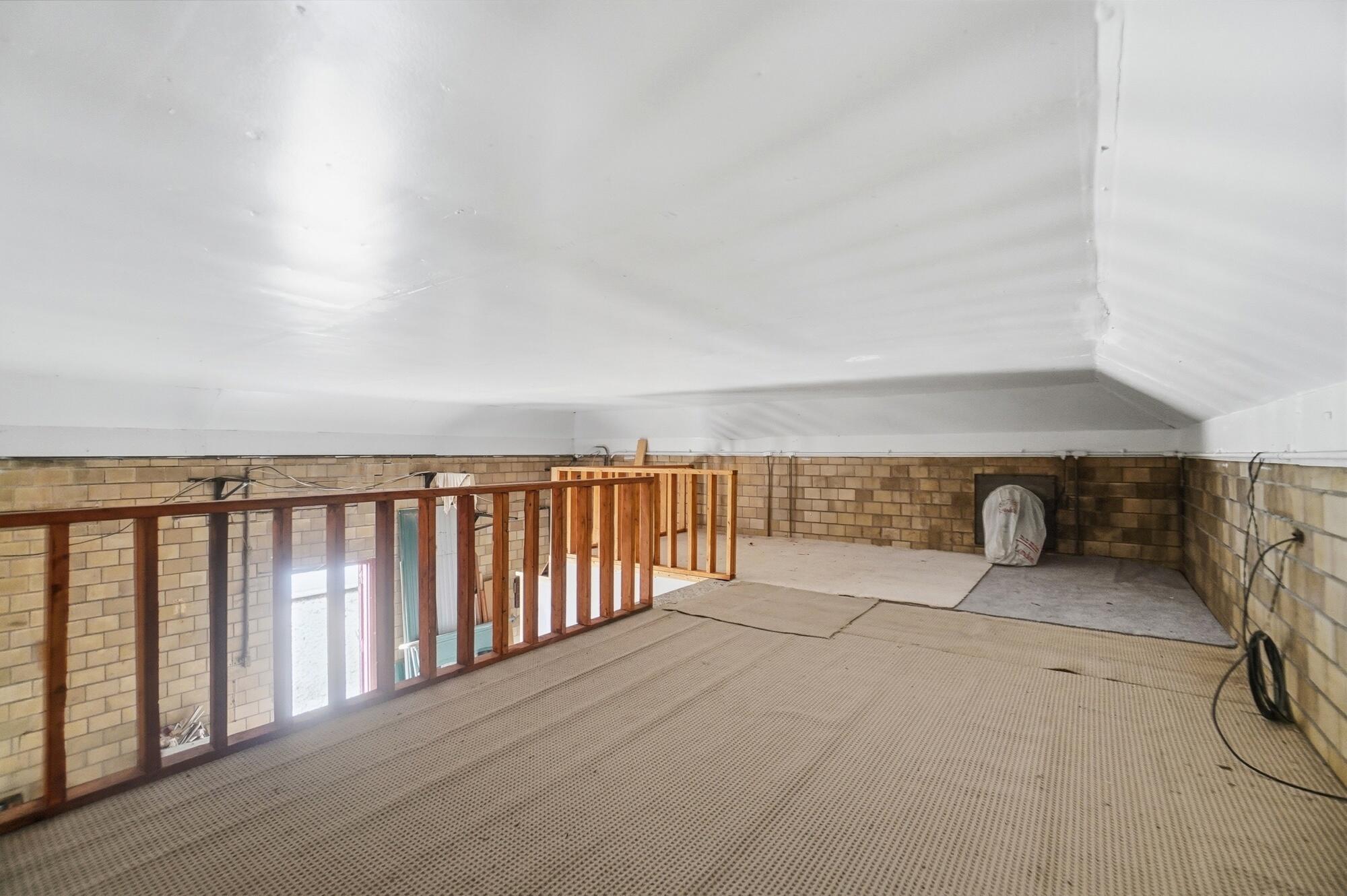 1125 Roberts Mill Road, London, Ohio 43140