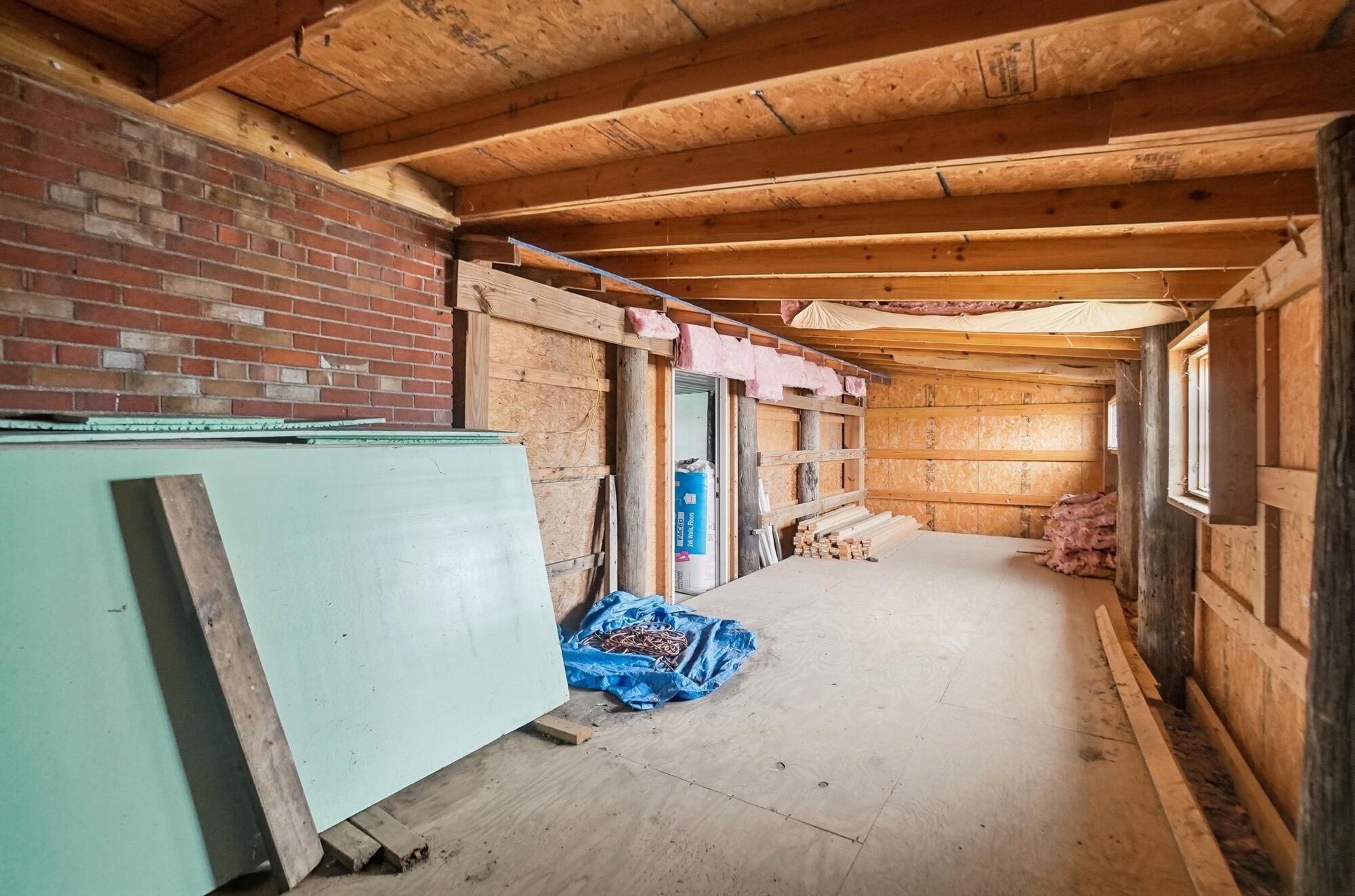 1125 Roberts Mill Road, London, Ohio 43140