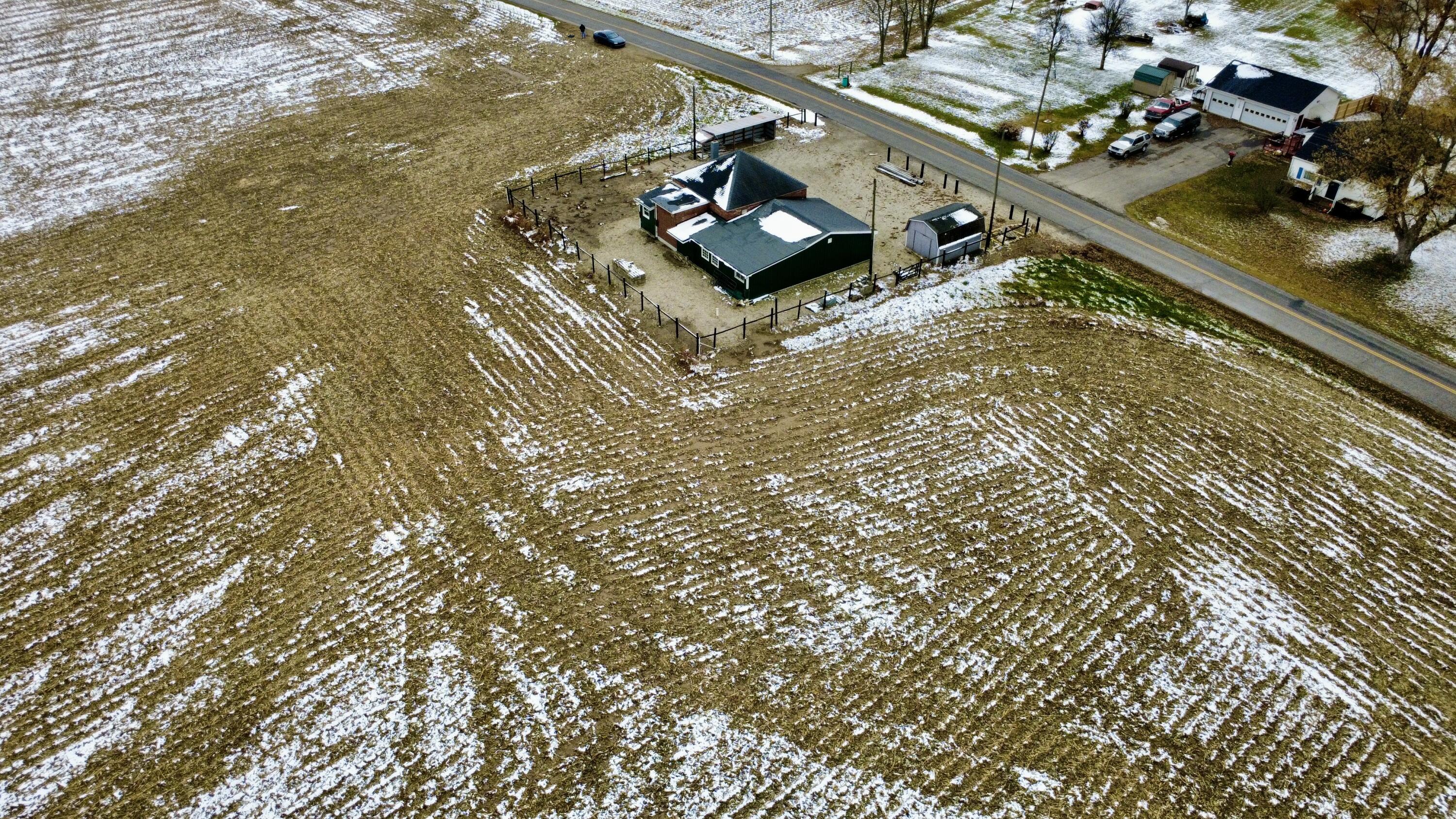 1125 Roberts Mill Road, London, Ohio 43140