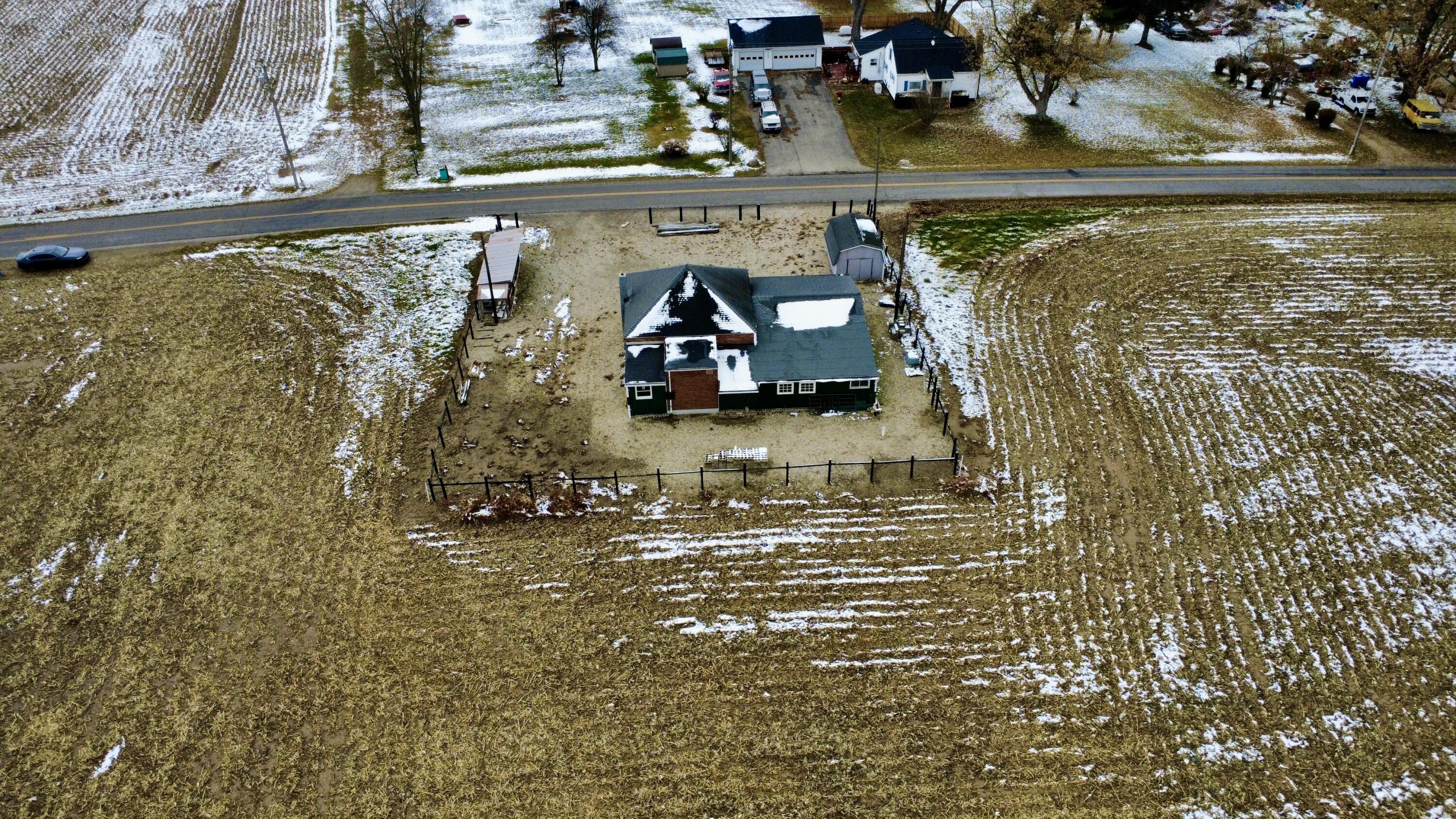 1125 Roberts Mill Road, London, Ohio 43140