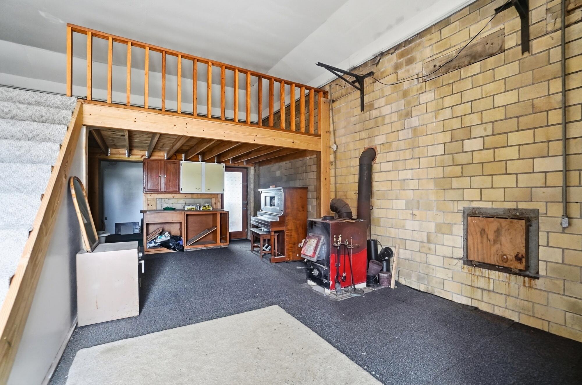 1125 Roberts Mill Road, London, Ohio 43140