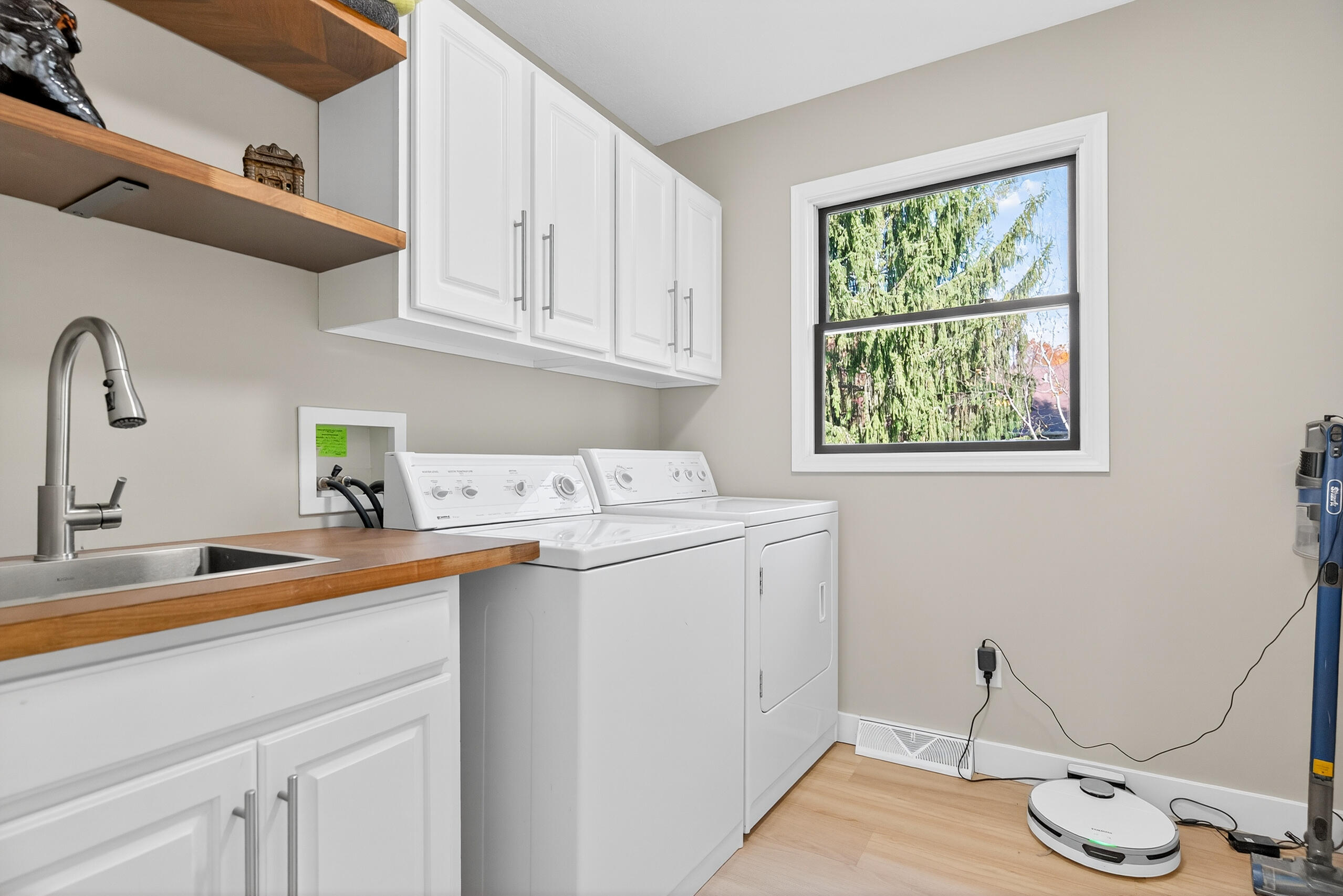 2355 Worthington Drive, Troy, Ohio 45373