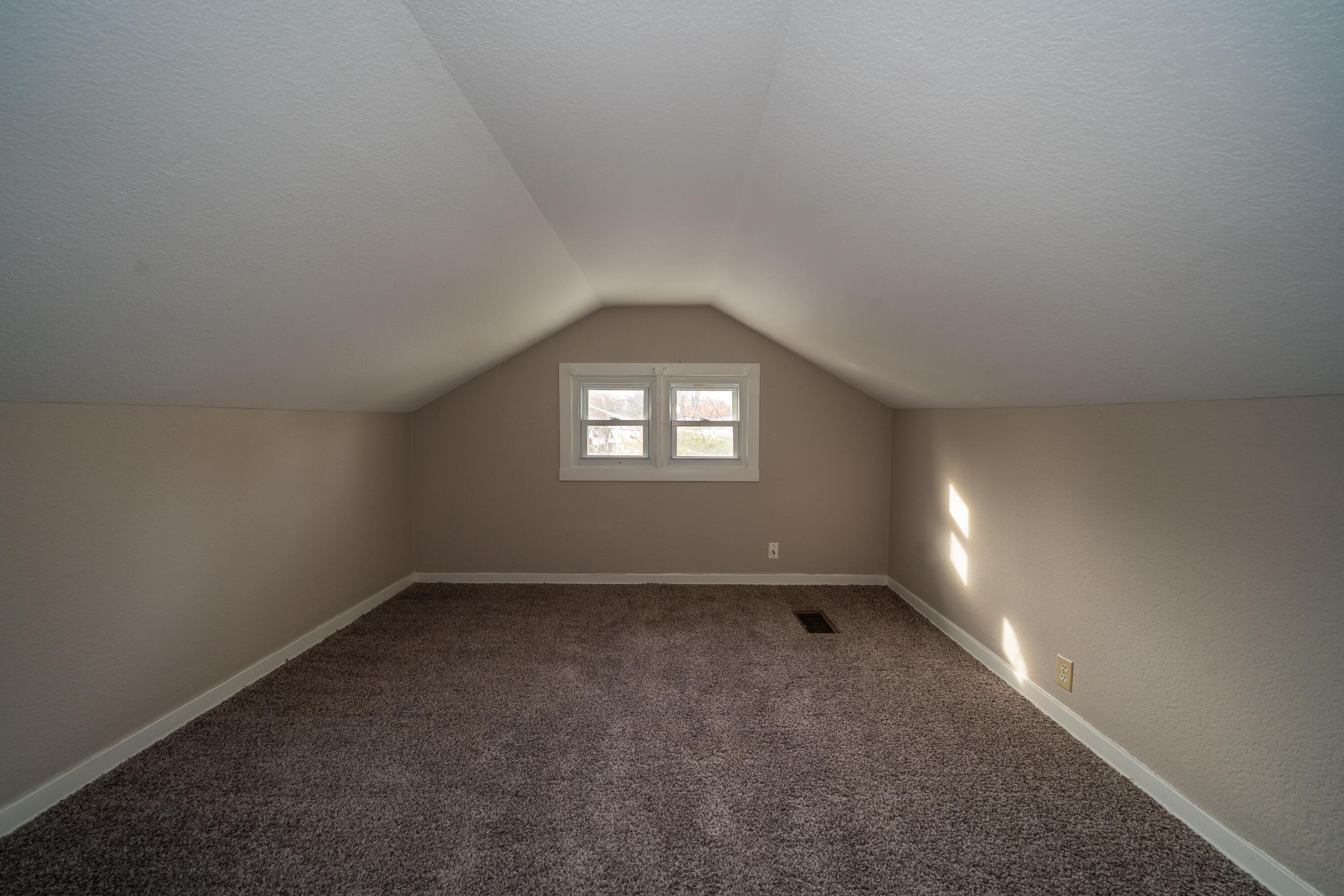 2921 Kenmore Avenue, Dayton, Ohio 45420