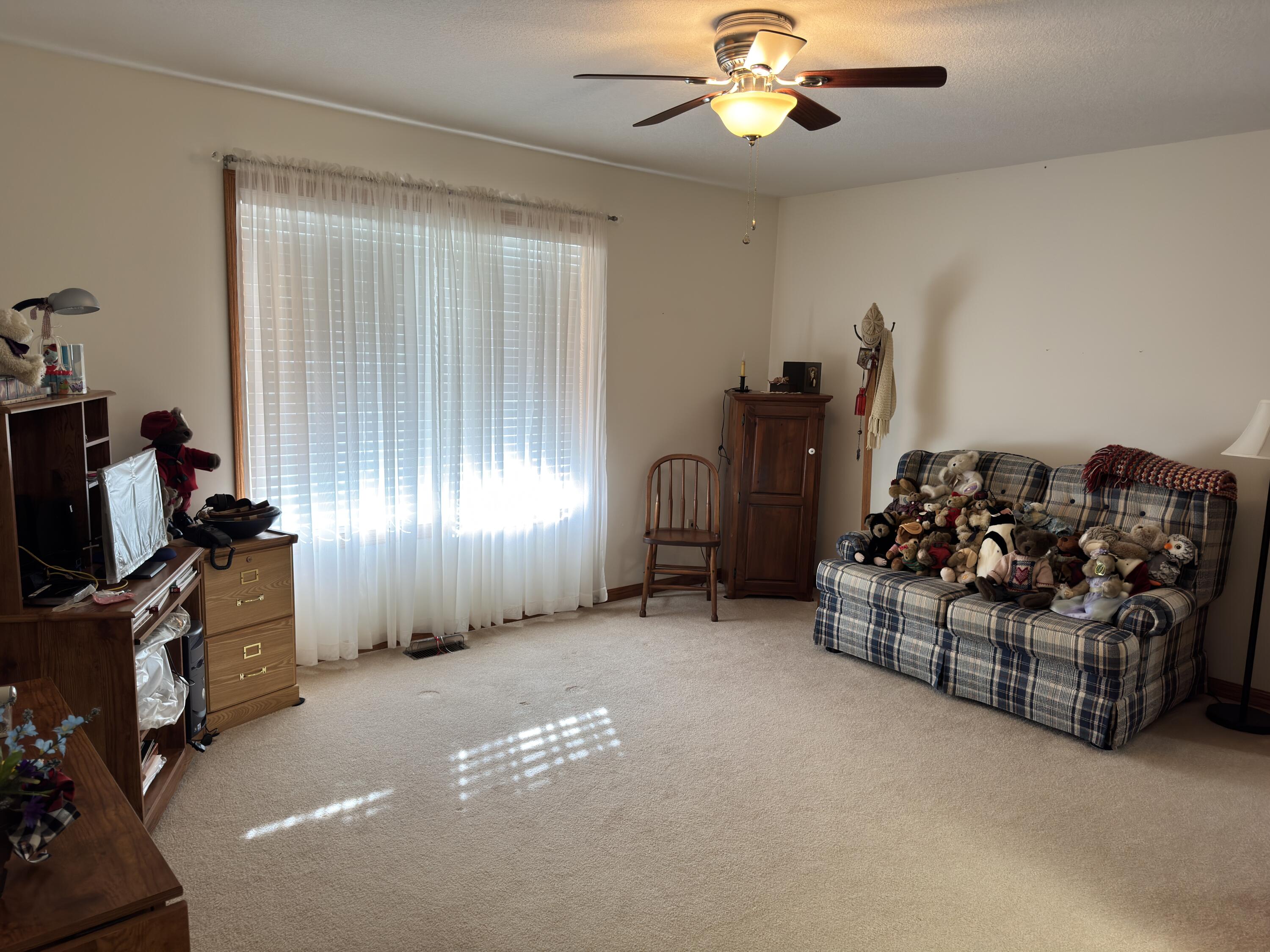 1028 Stonegate Court, Wapakoneta, Ohio 45895