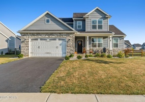 14888 Reddington Court, Perrysburg, Ohio, 4 Bedrooms Bedrooms, ,3 BathroomsBathrooms,Residential,For Sale,Reddington,308288