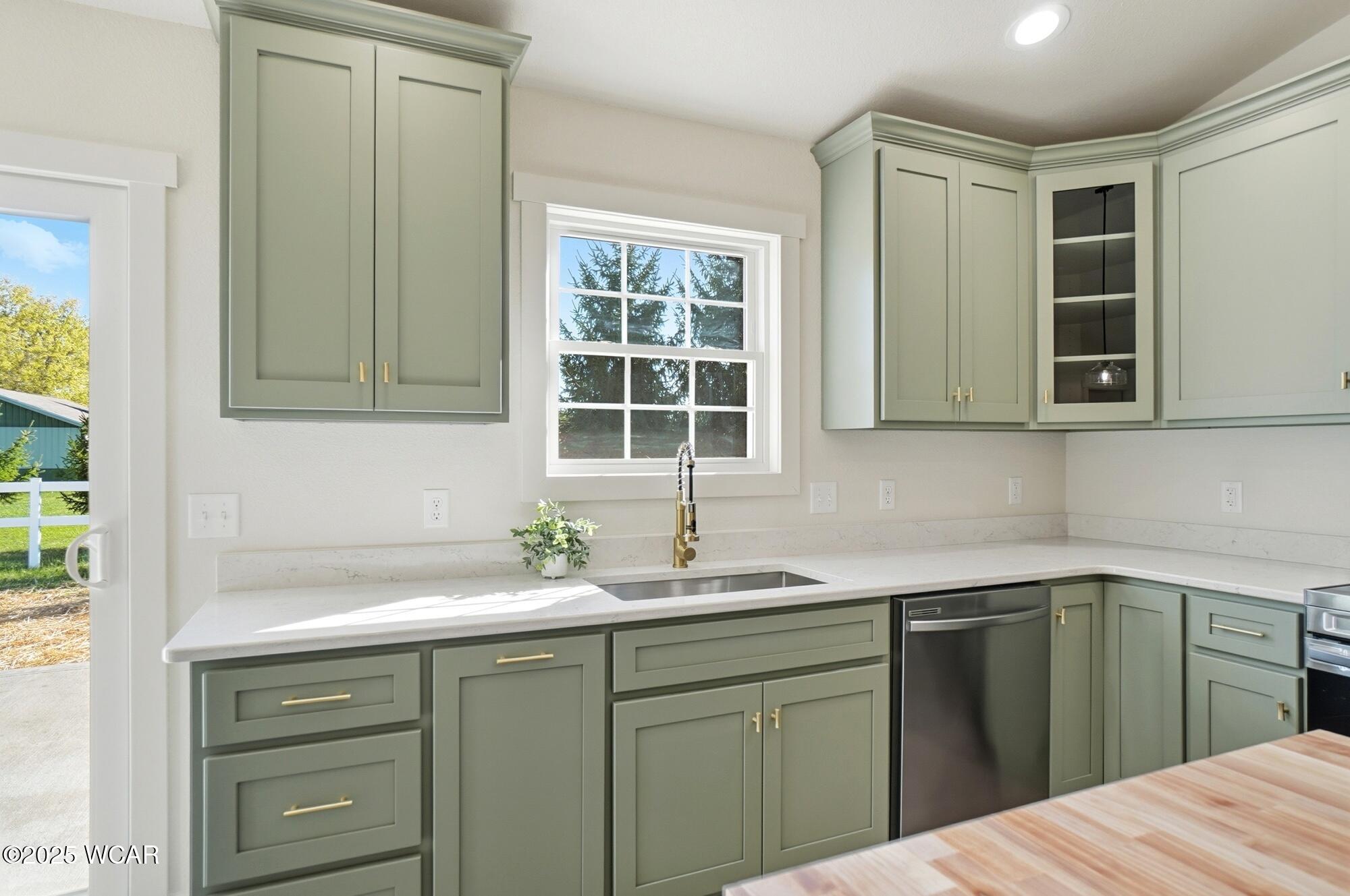 1911 Wonderlick Road, Lima, Ohio