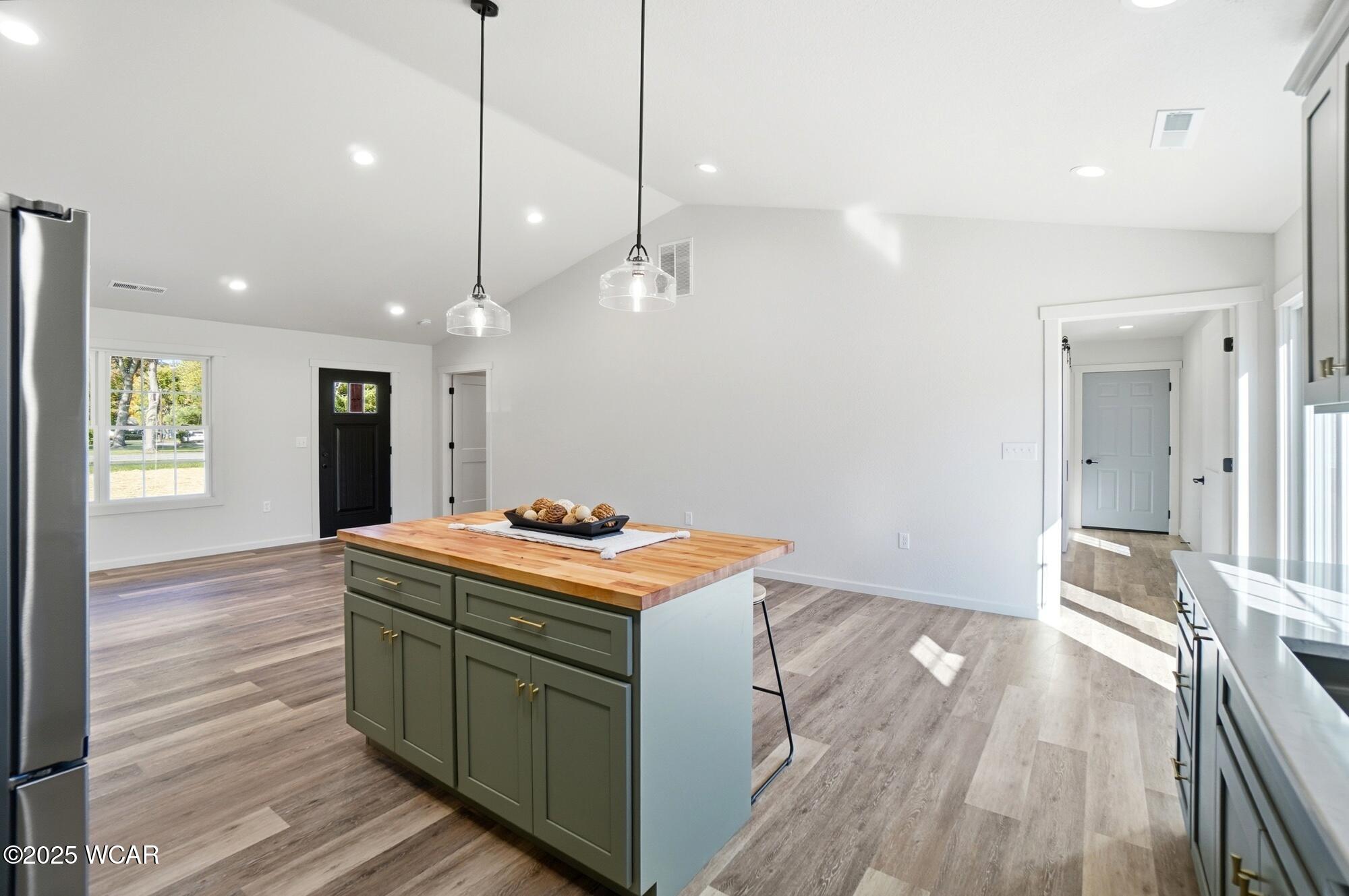 1911 Wonderlick Road, Lima, Ohio