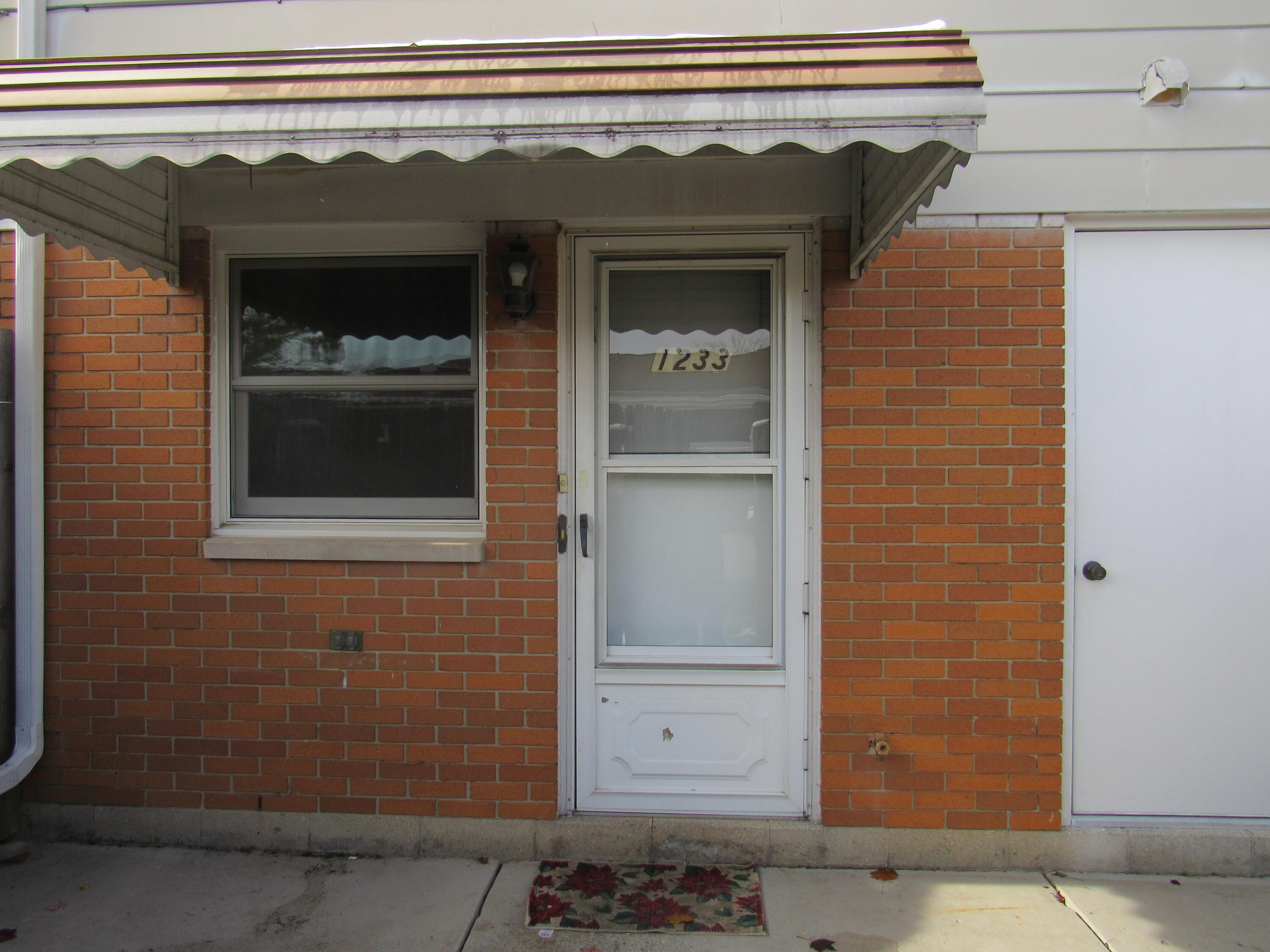 1233 Vester Avenue, Springfield, Ohio 45503