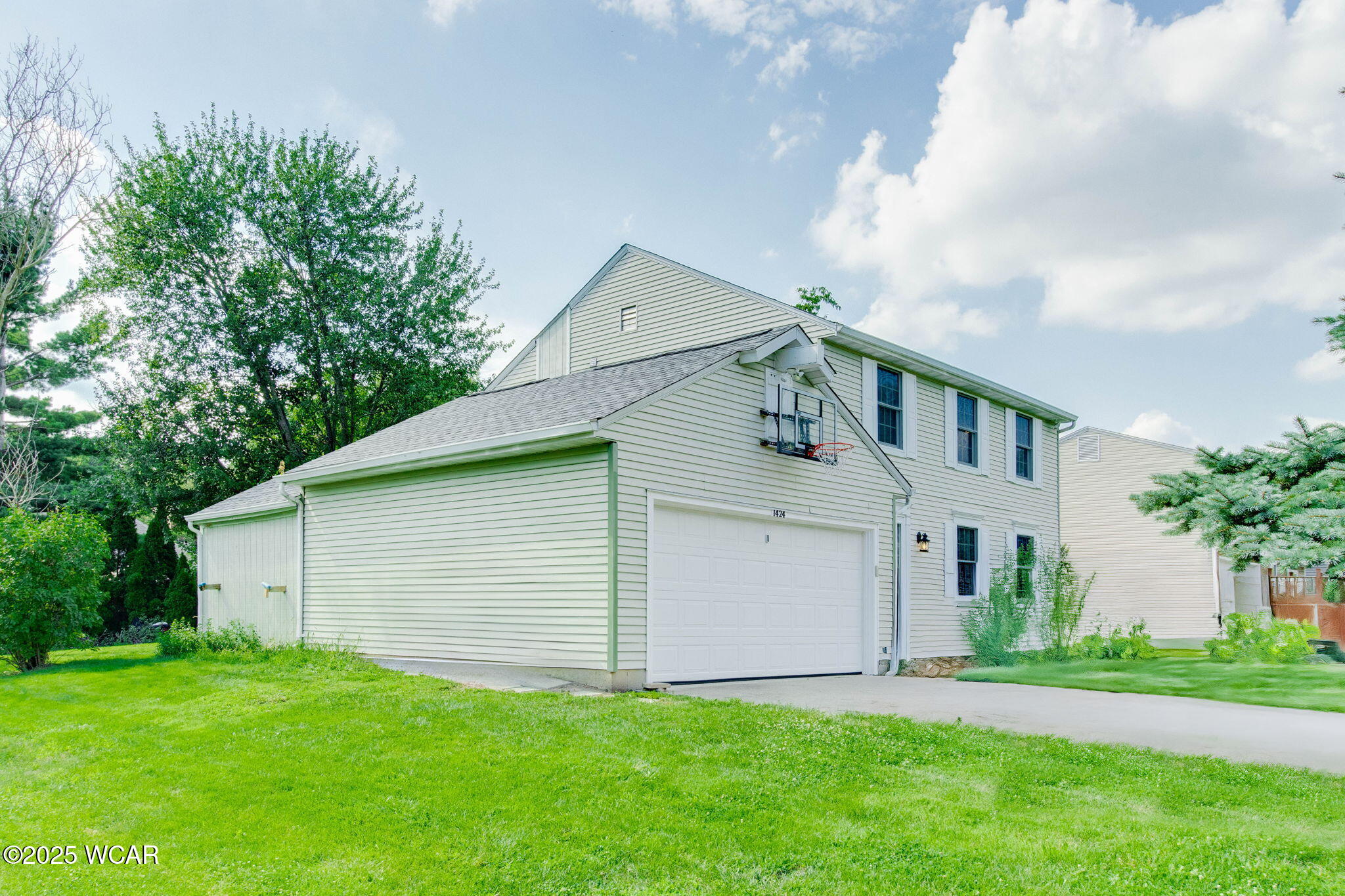 1424 Loch Loman Way, Lima, Ohio
