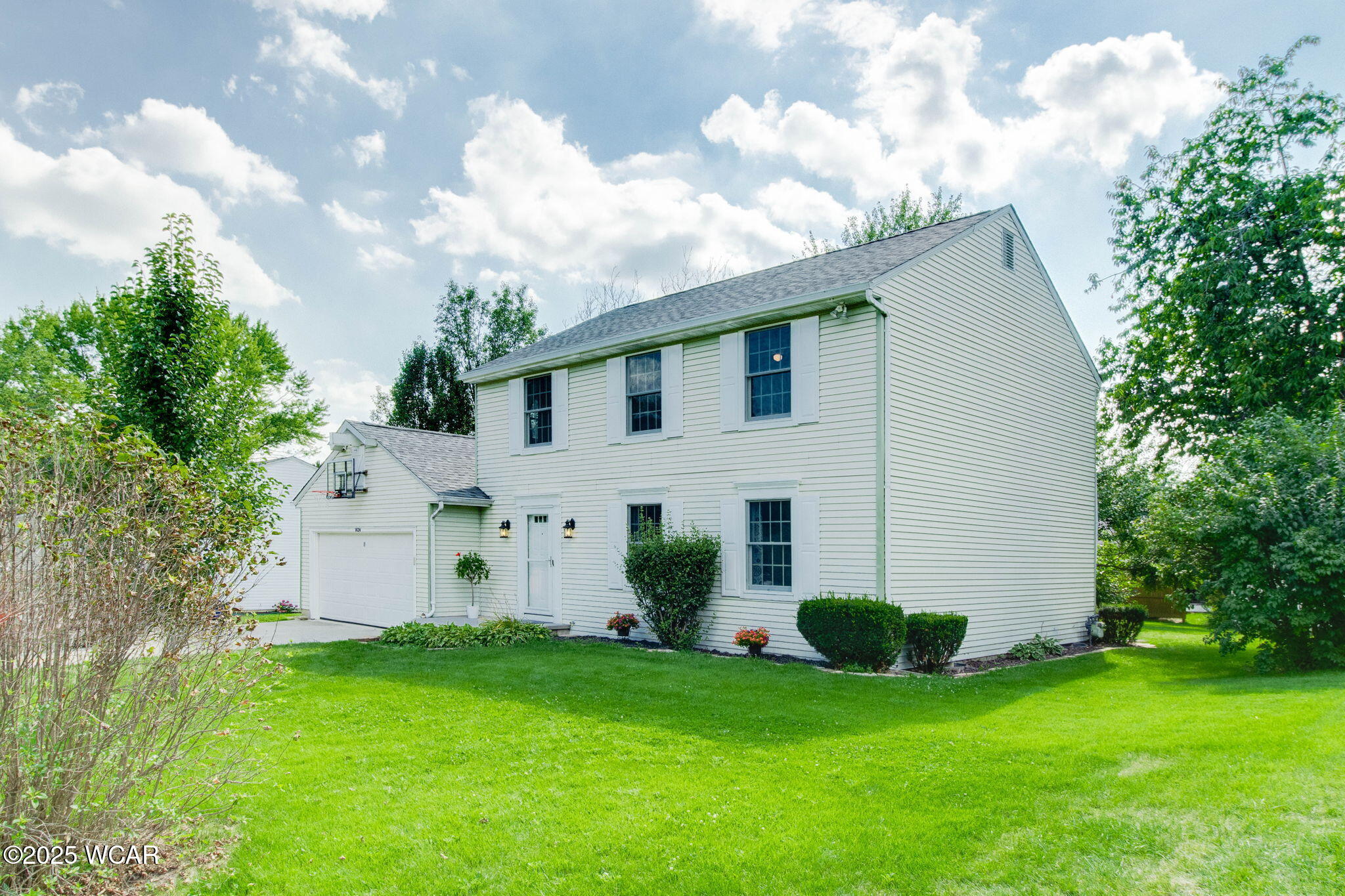 1424 Loch Loman Way, Lima, Ohio