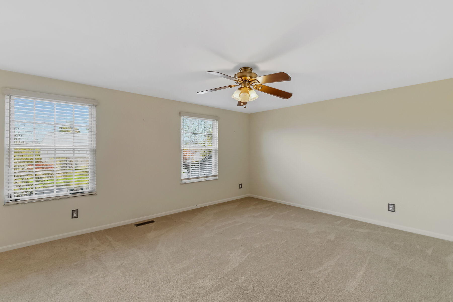 2600 Pennbrook Court, Hilliard, Ohio 43026