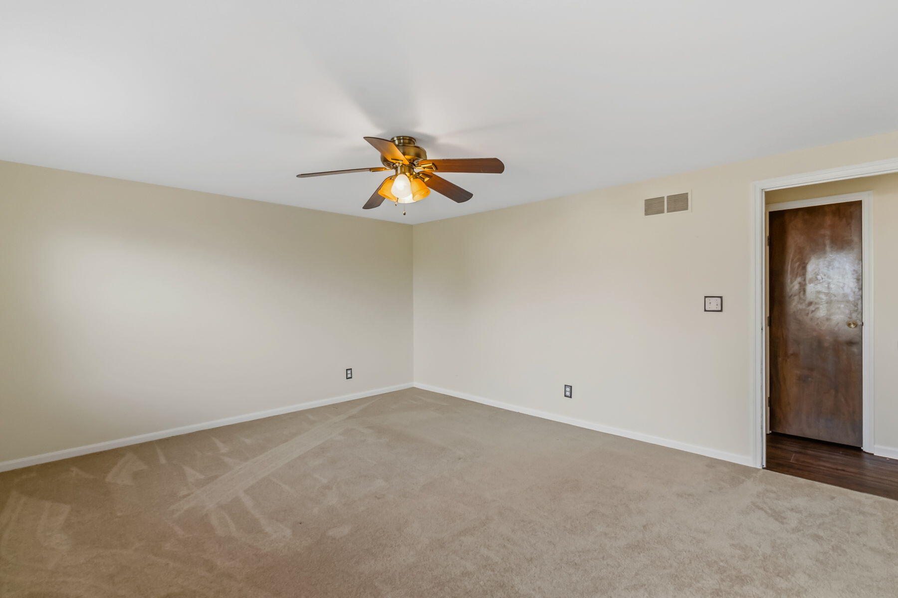 2600 Pennbrook Court, Hilliard, Ohio 43026