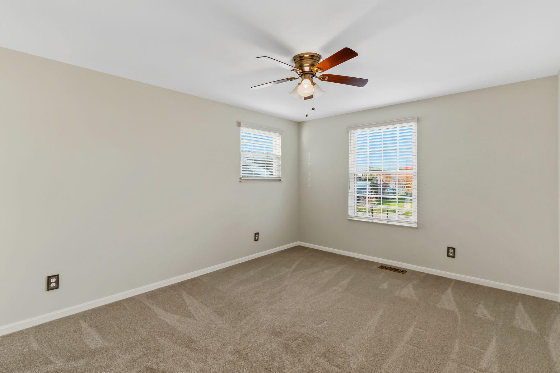 2600 Pennbrook Court, Hilliard, Ohio 43026