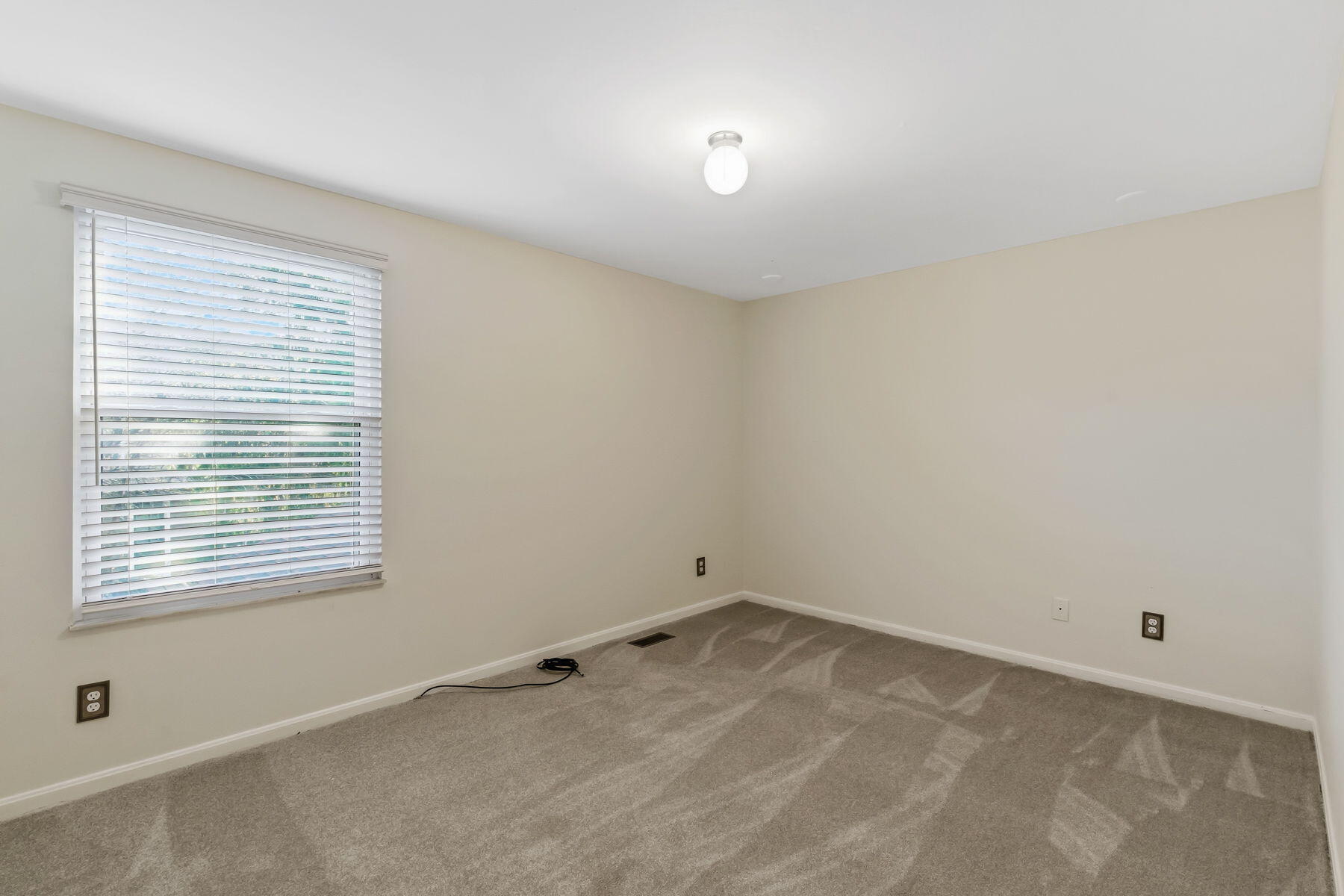 2600 Pennbrook Court, Hilliard, Ohio 43026