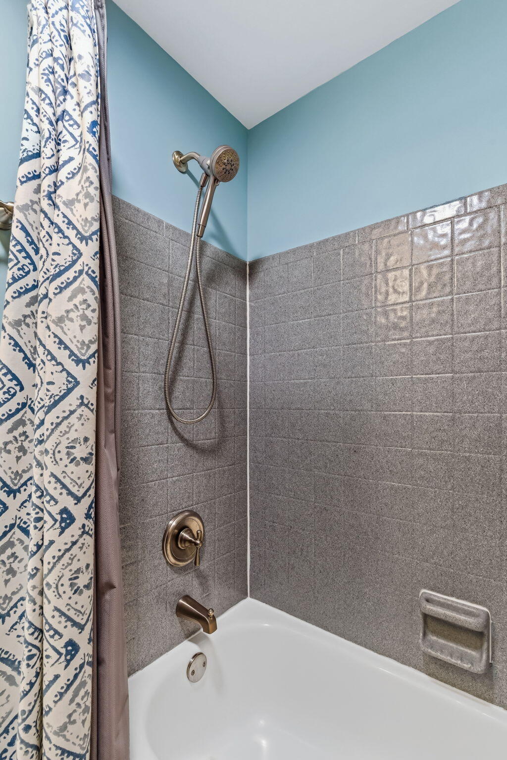 2600 Pennbrook Court, Hilliard, Ohio 43026