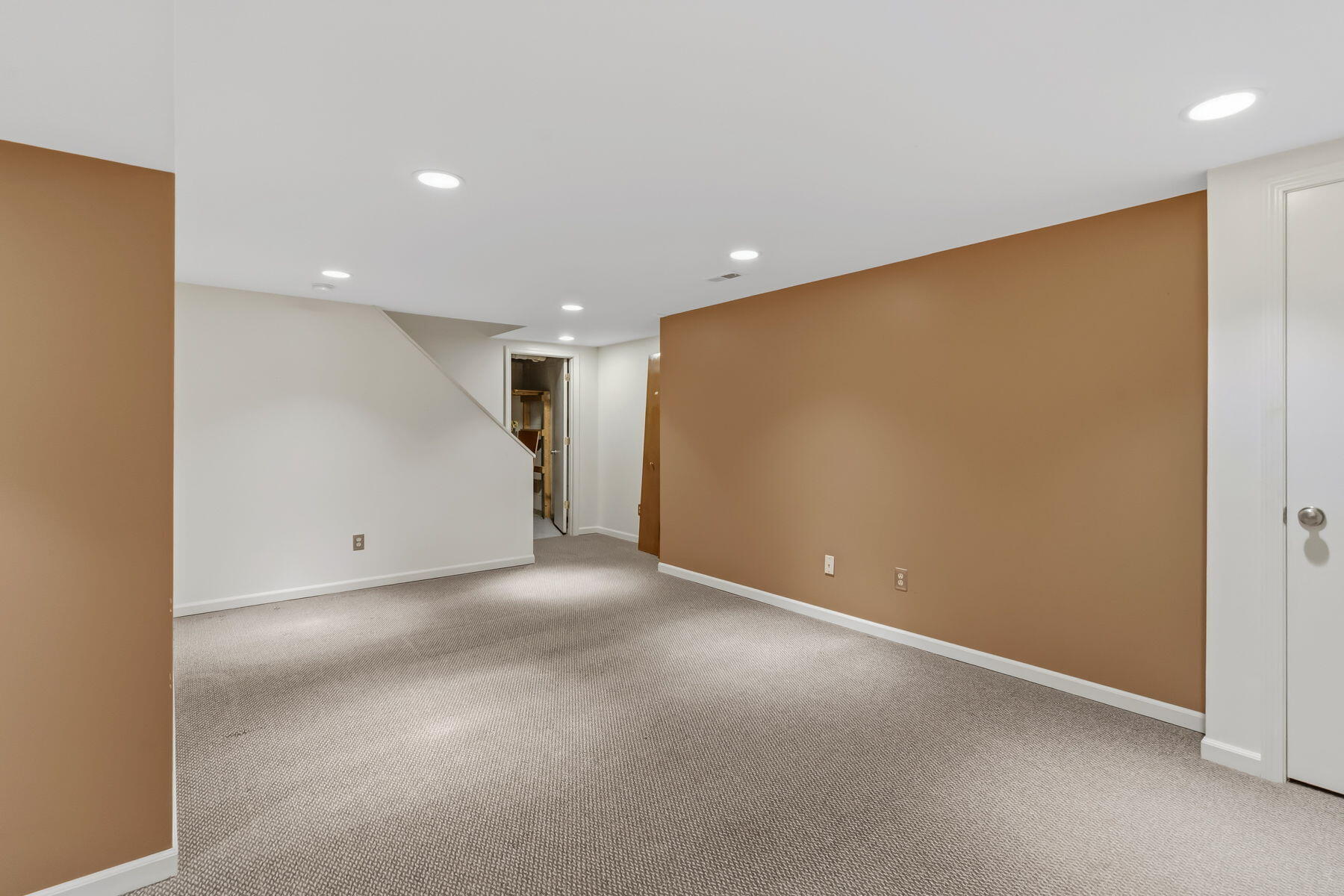 2600 Pennbrook Court, Hilliard, Ohio 43026