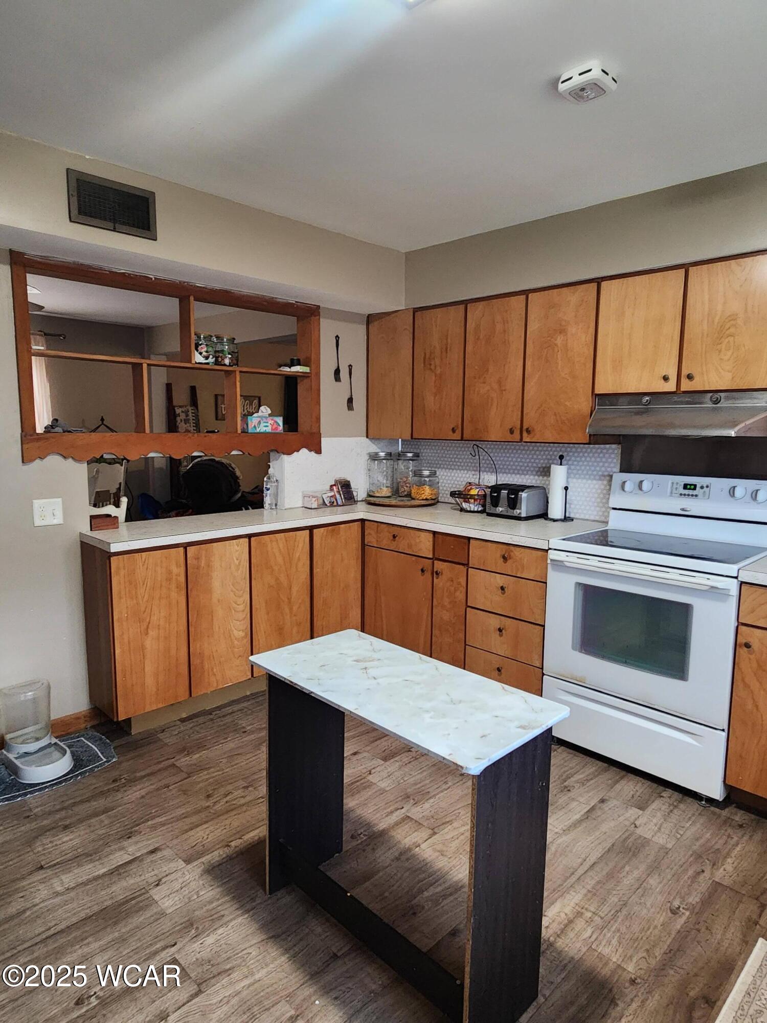 128 North Avenue, Ada, Ohio