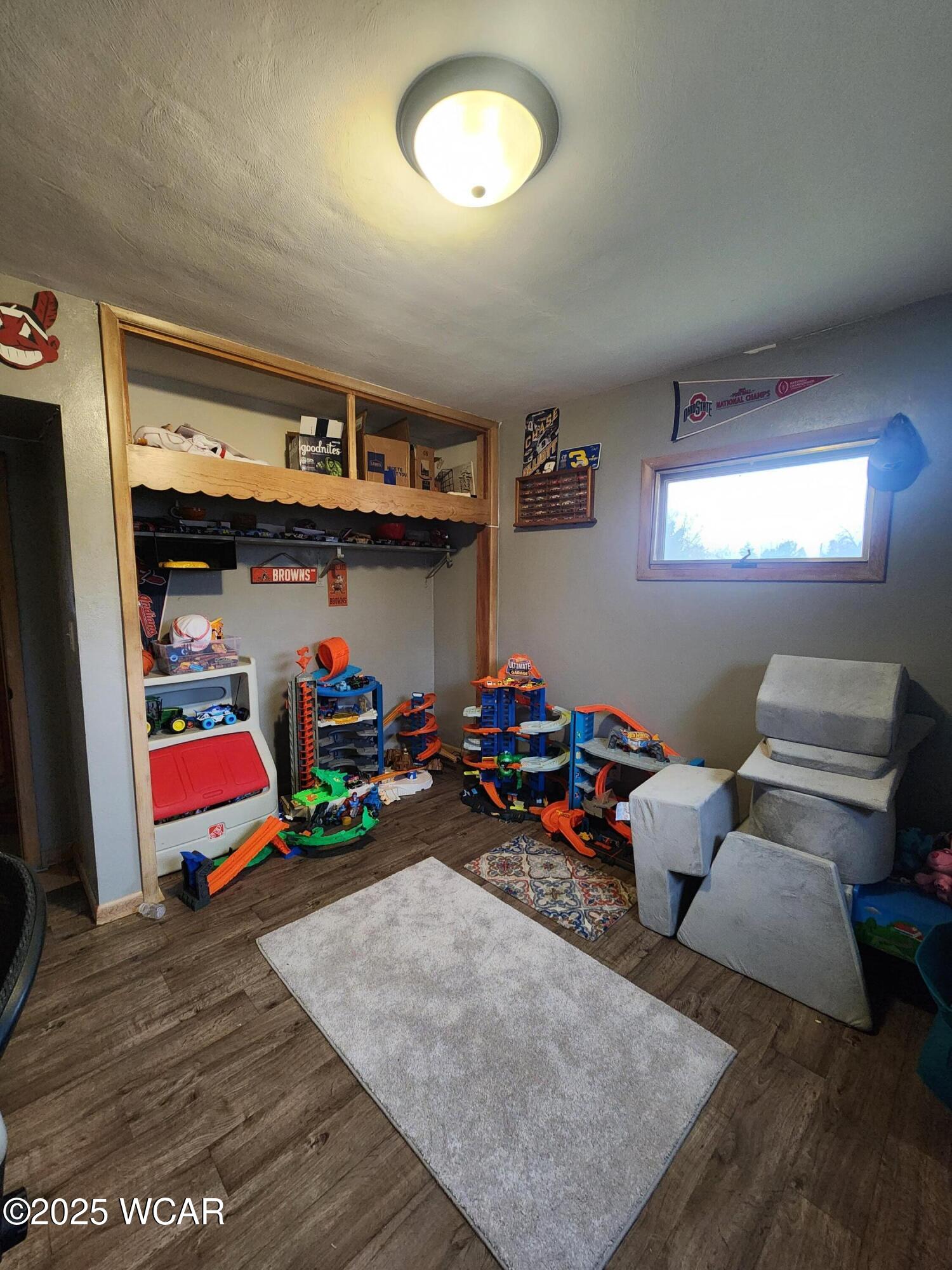 128 North Avenue, Ada, Ohio