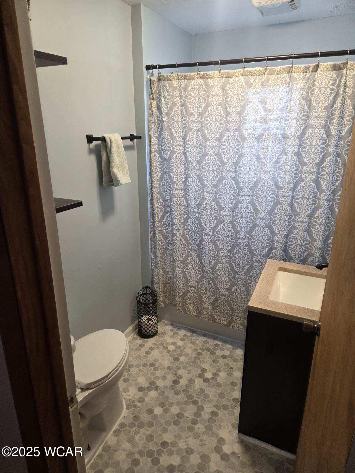 128 North Avenue, Ada, Ohio