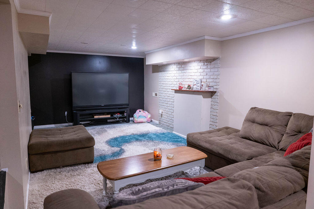 5220 Ridgewood Road, Springfield, Ohio 45503