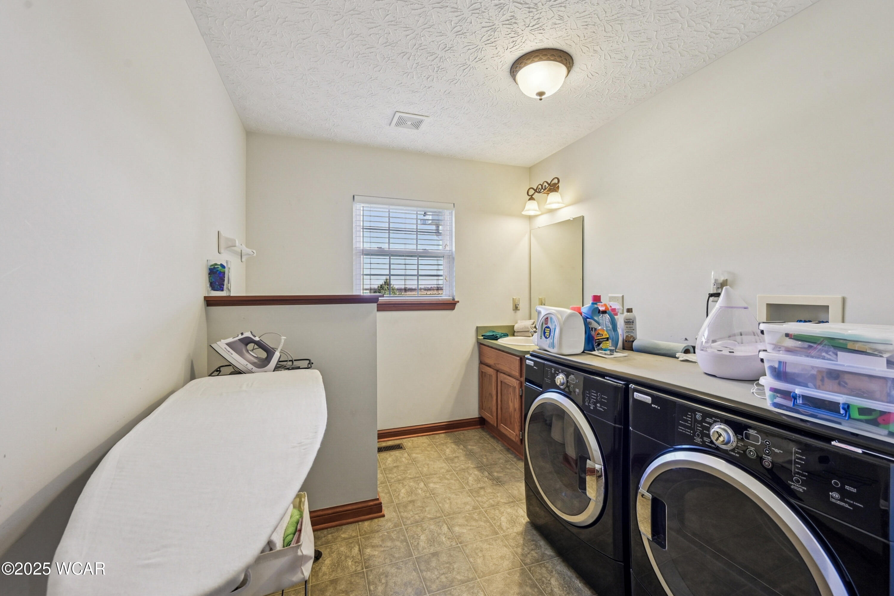 6153 CR 18, Bellefontaine, Ohio