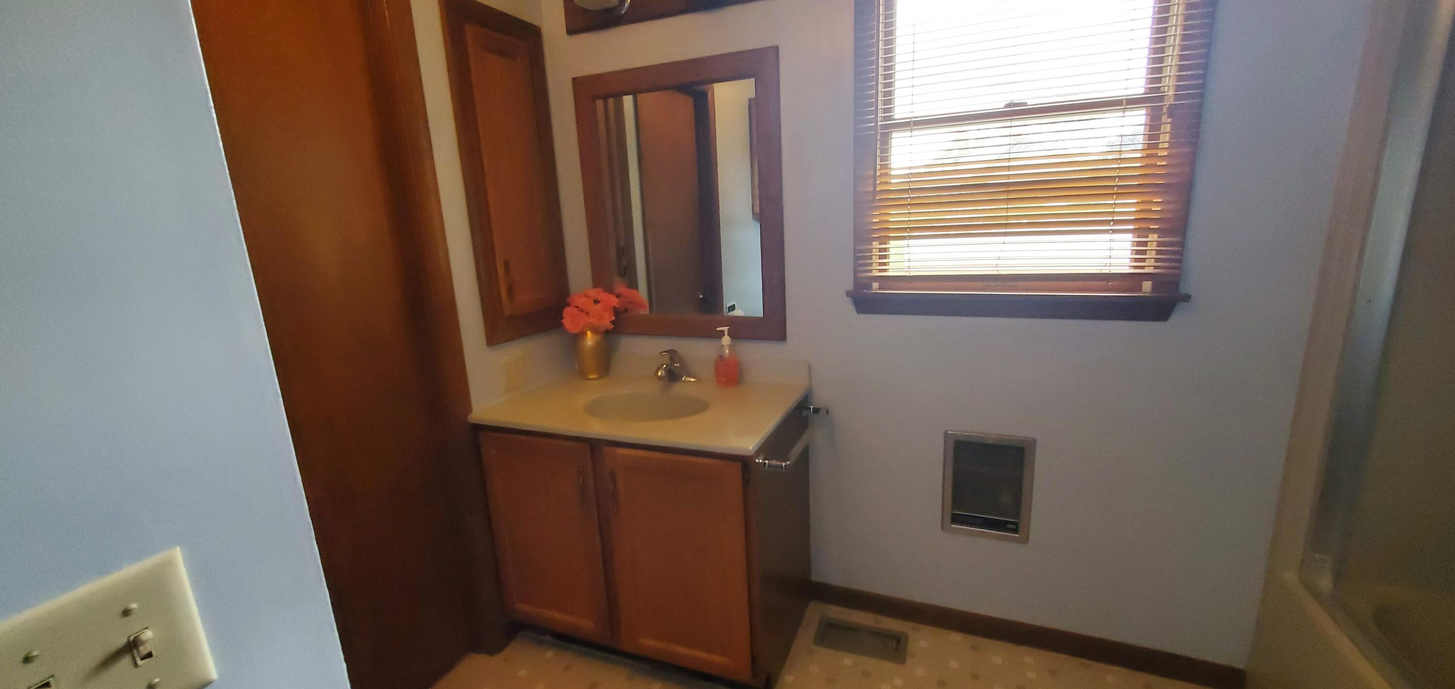 15810 Sunset Boulevard, Wapakoneta, Ohio 45895