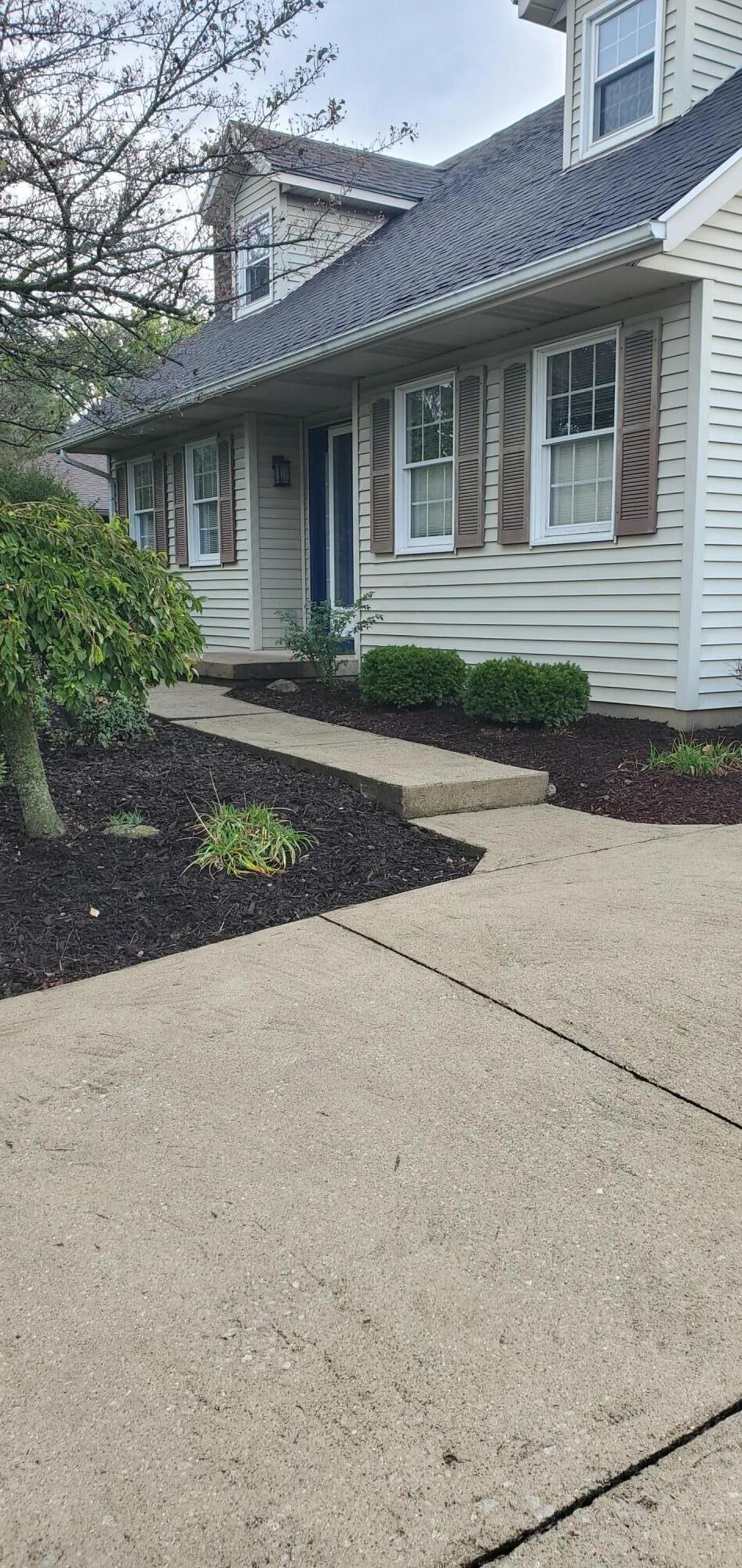 15810 Sunset Boulevard, Wapakoneta, Ohio 45895