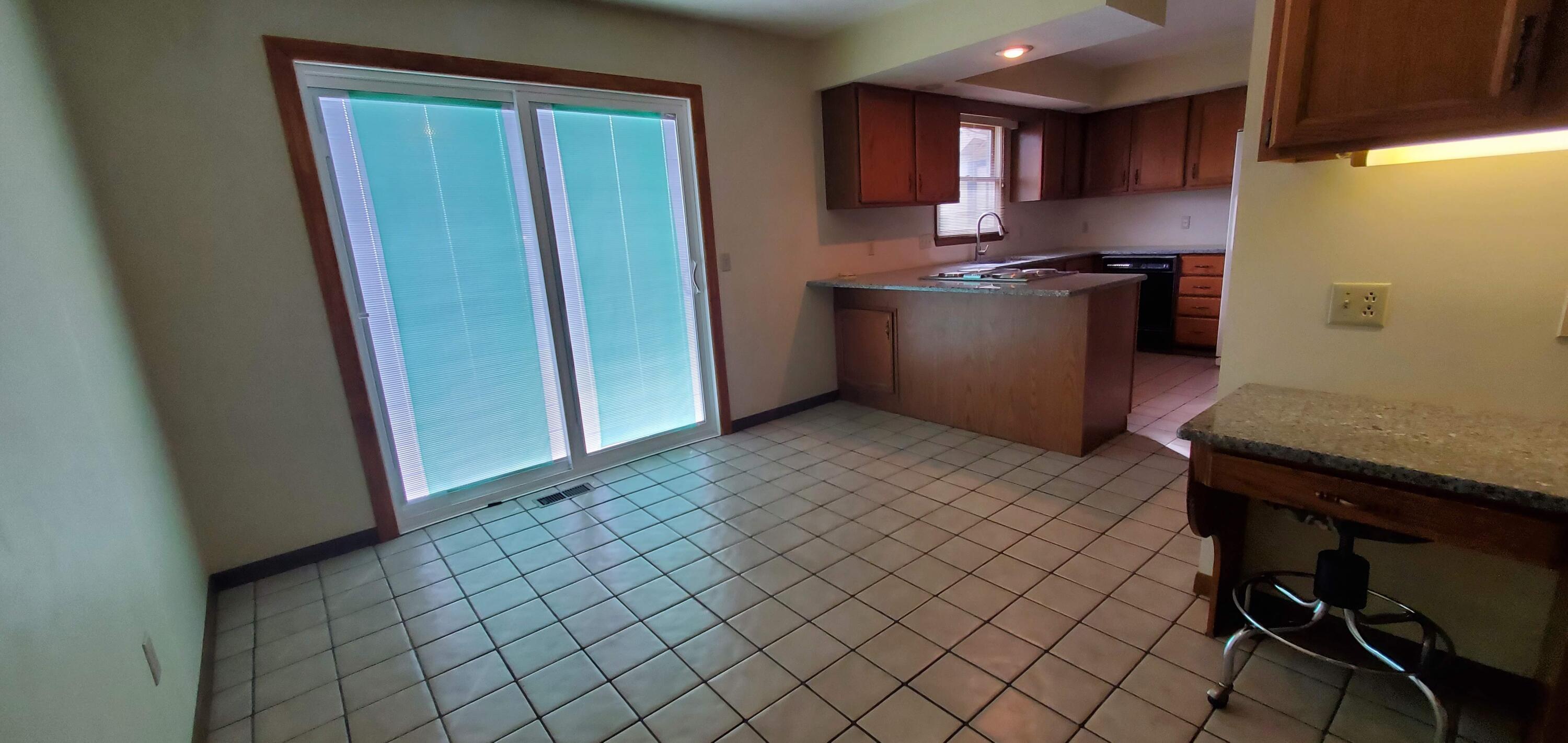 15810 Sunset Boulevard, Wapakoneta, Ohio 45895