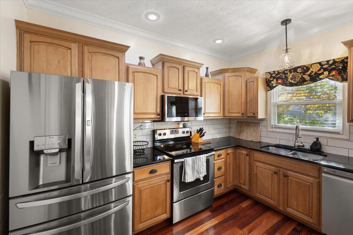 2600 Meadowpoint Drive, Troy, Ohio 45373