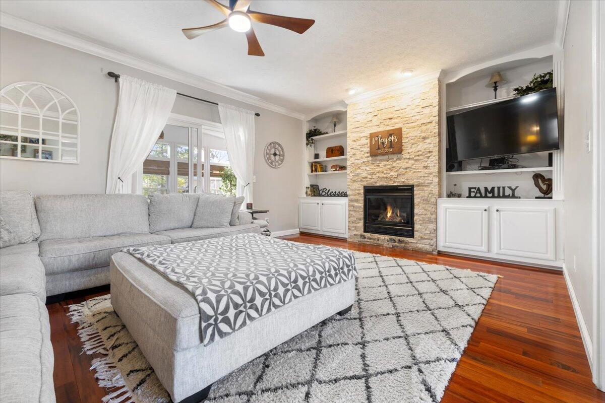 2600 Meadowpoint Drive, Troy, Ohio 45373