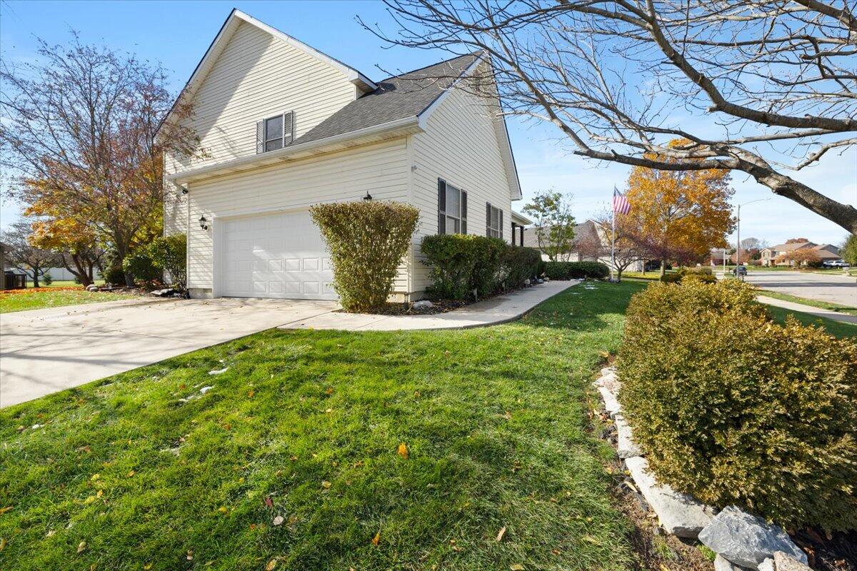 2600 Meadowpoint Drive, Troy, Ohio 45373