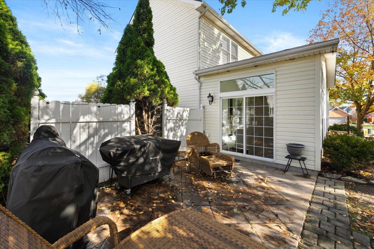 2600 Meadowpoint Drive, Troy, Ohio 45373