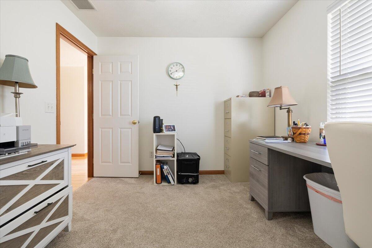 505 Deerwood Drive, Piqua, Ohio 45356