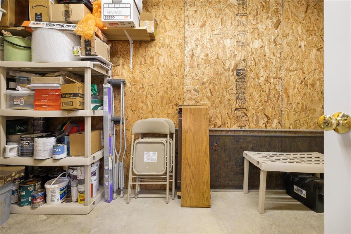 505 Deerwood Drive, Piqua, Ohio 45356