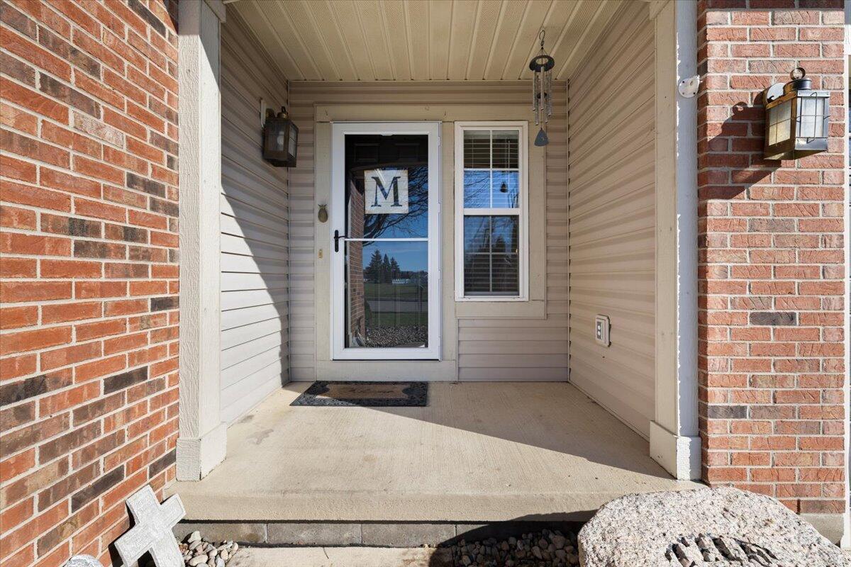 505 Deerwood Drive, Piqua, Ohio 45356