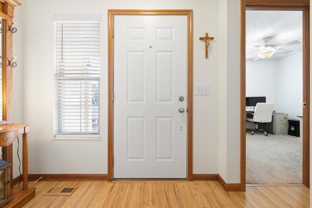 505 Deerwood Drive, Piqua, Ohio 45356