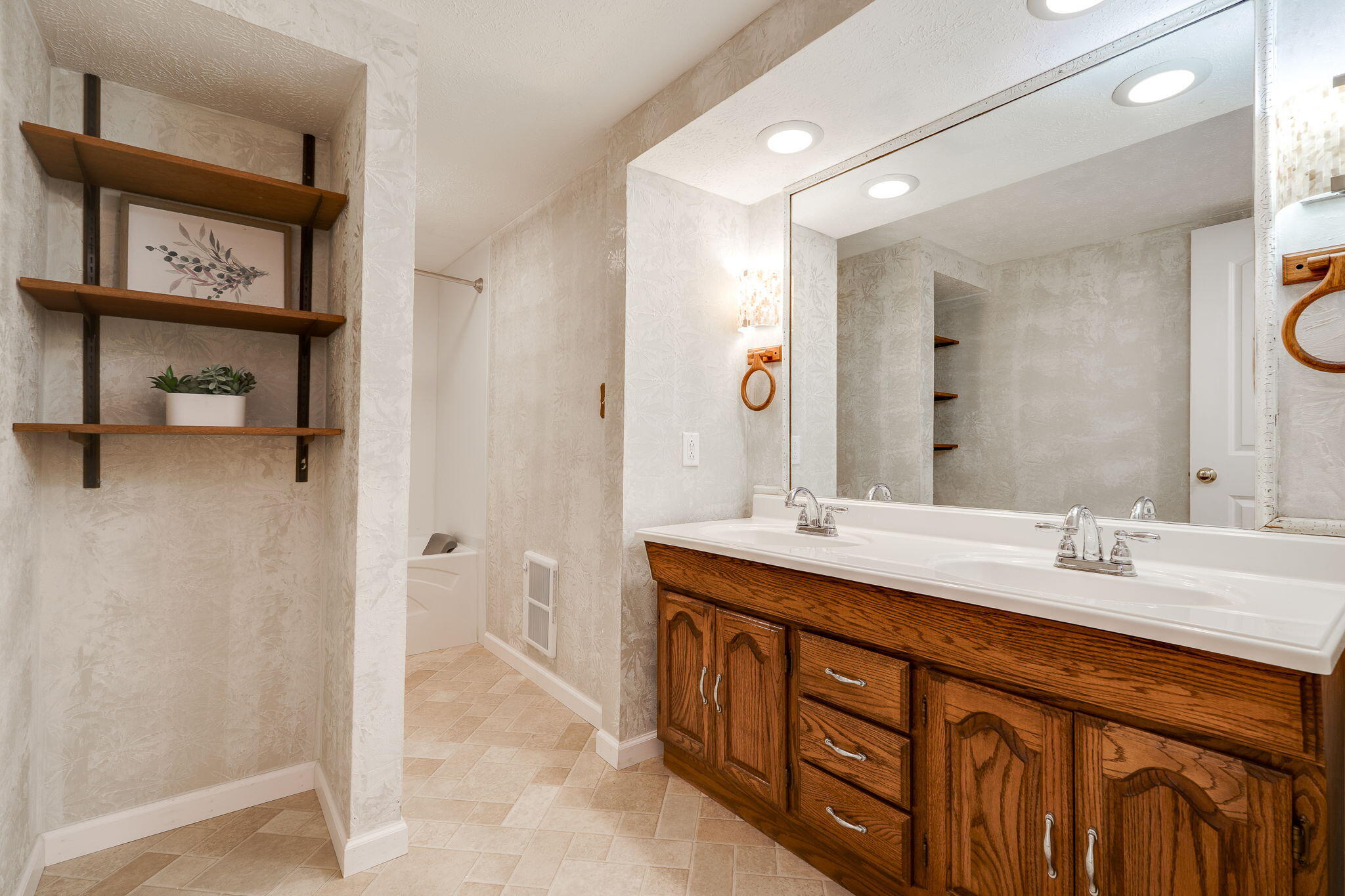 5315 State Route 571, Tipp City, Ohio 45371