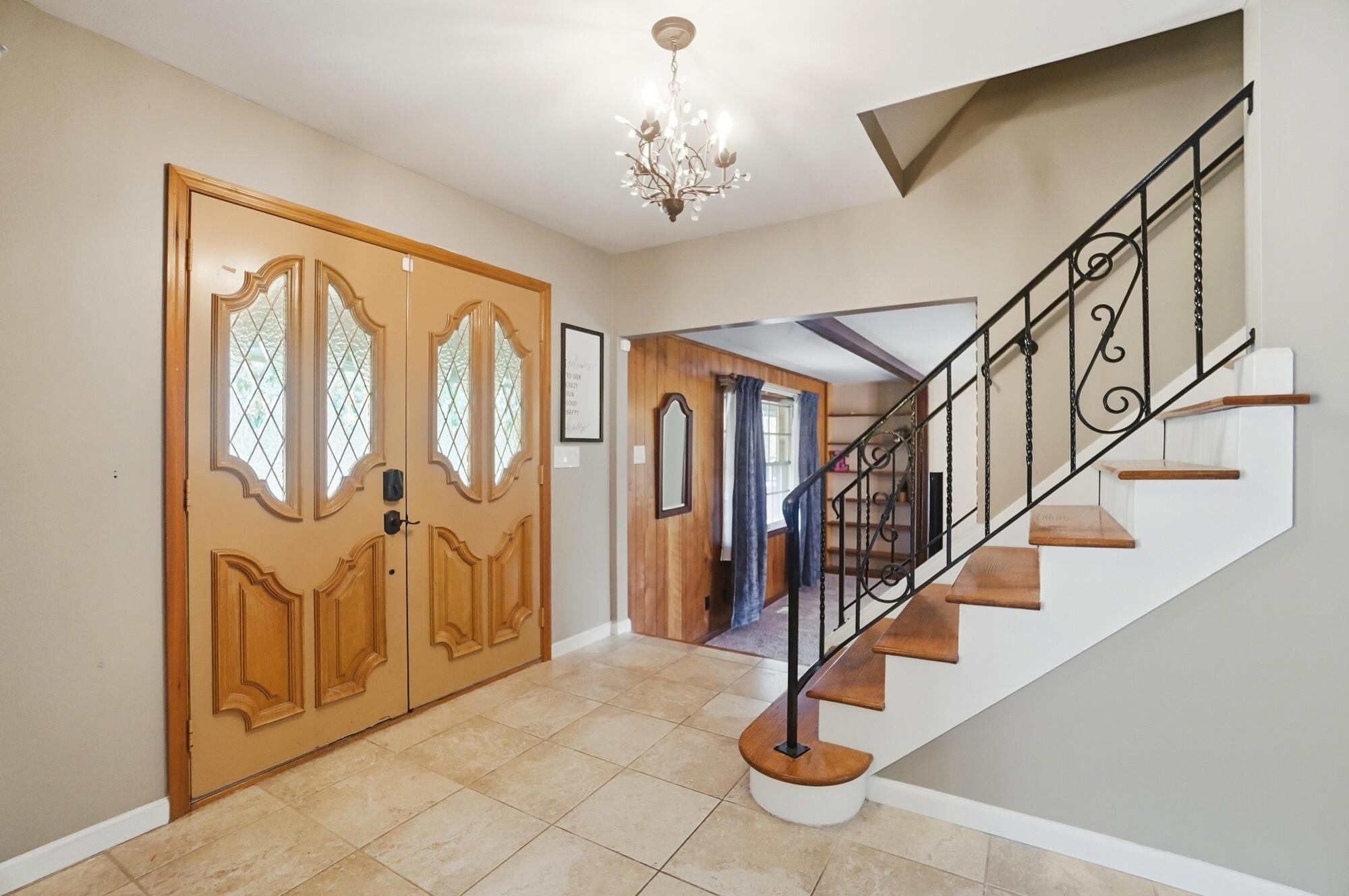 917 White Oak Drive, Springfield, Ohio 45504