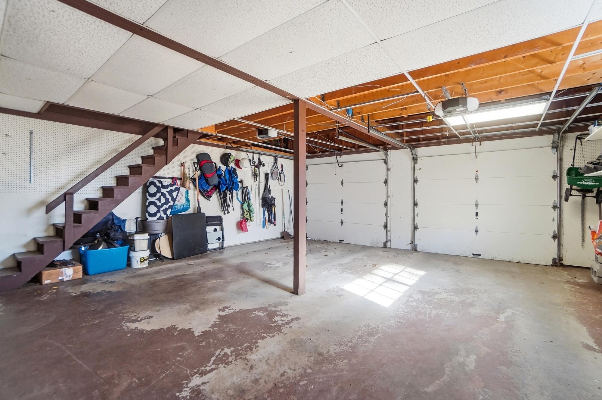 917 White Oak Drive, Springfield, Ohio 45504