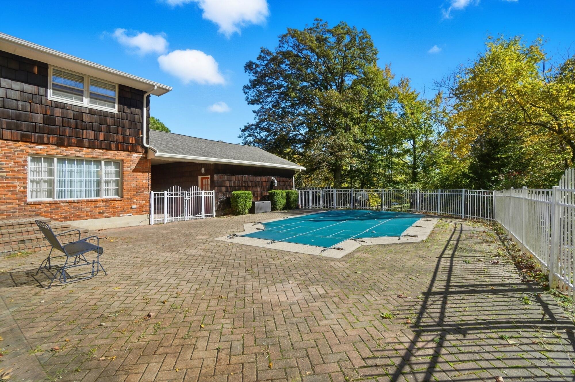 917 White Oak Drive, Springfield, Ohio 45504