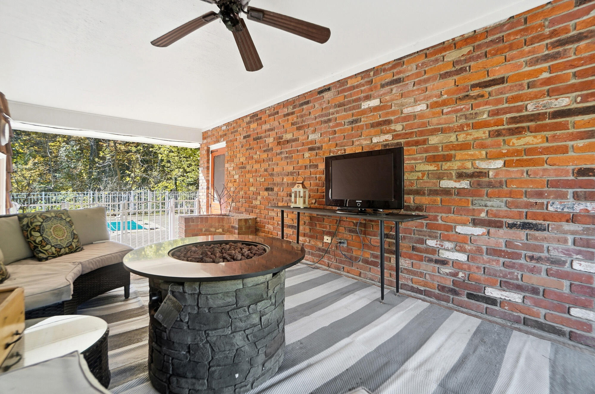 917 White Oak Drive, Springfield, Ohio 45504