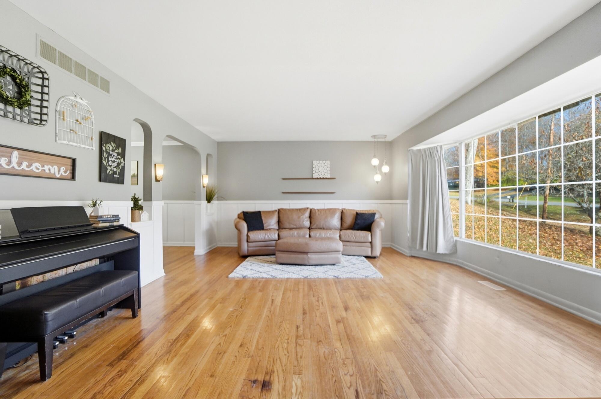 917 White Oak Drive, Springfield, Ohio 45504