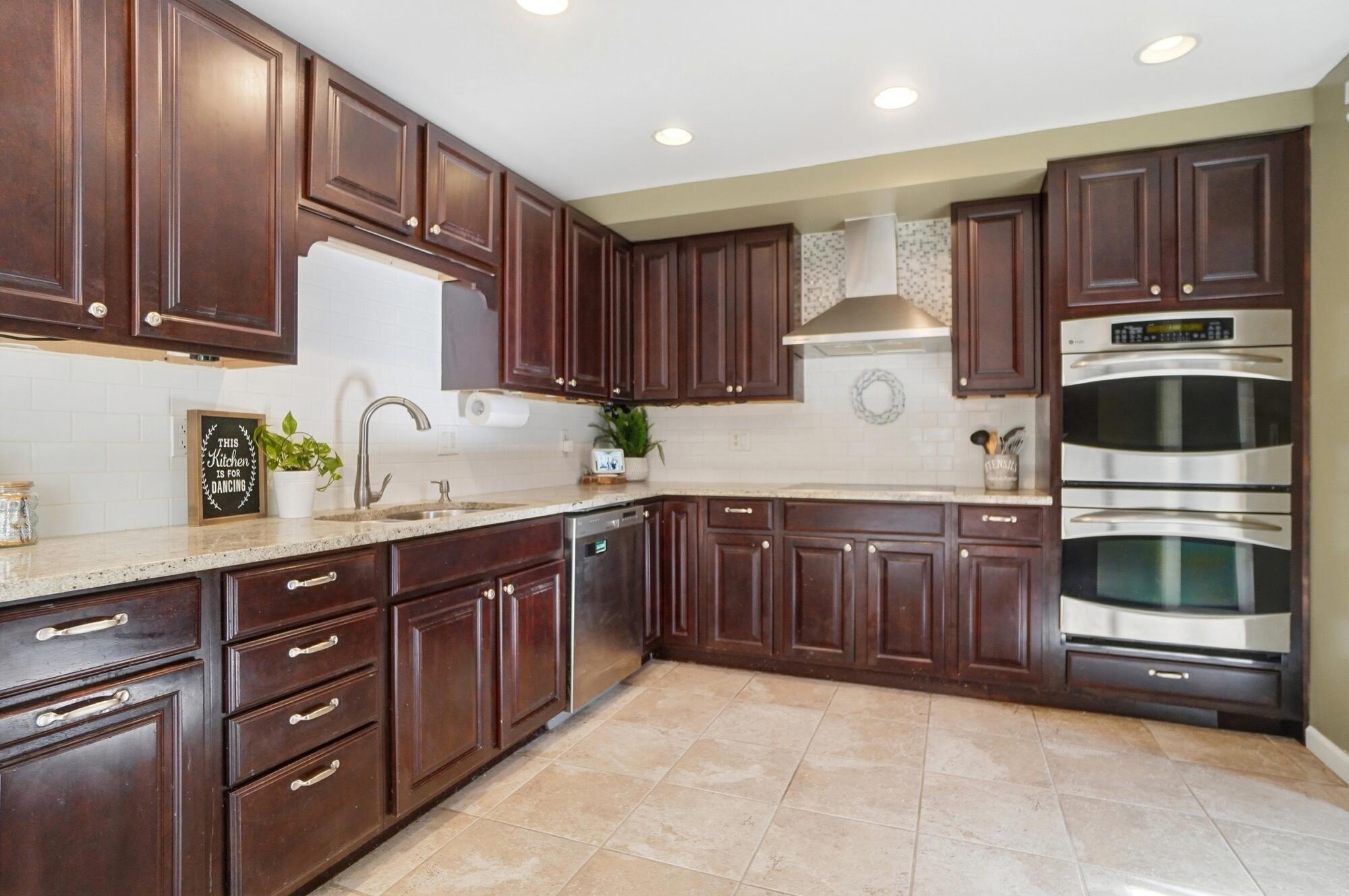 917 White Oak Drive, Springfield, Ohio 45504