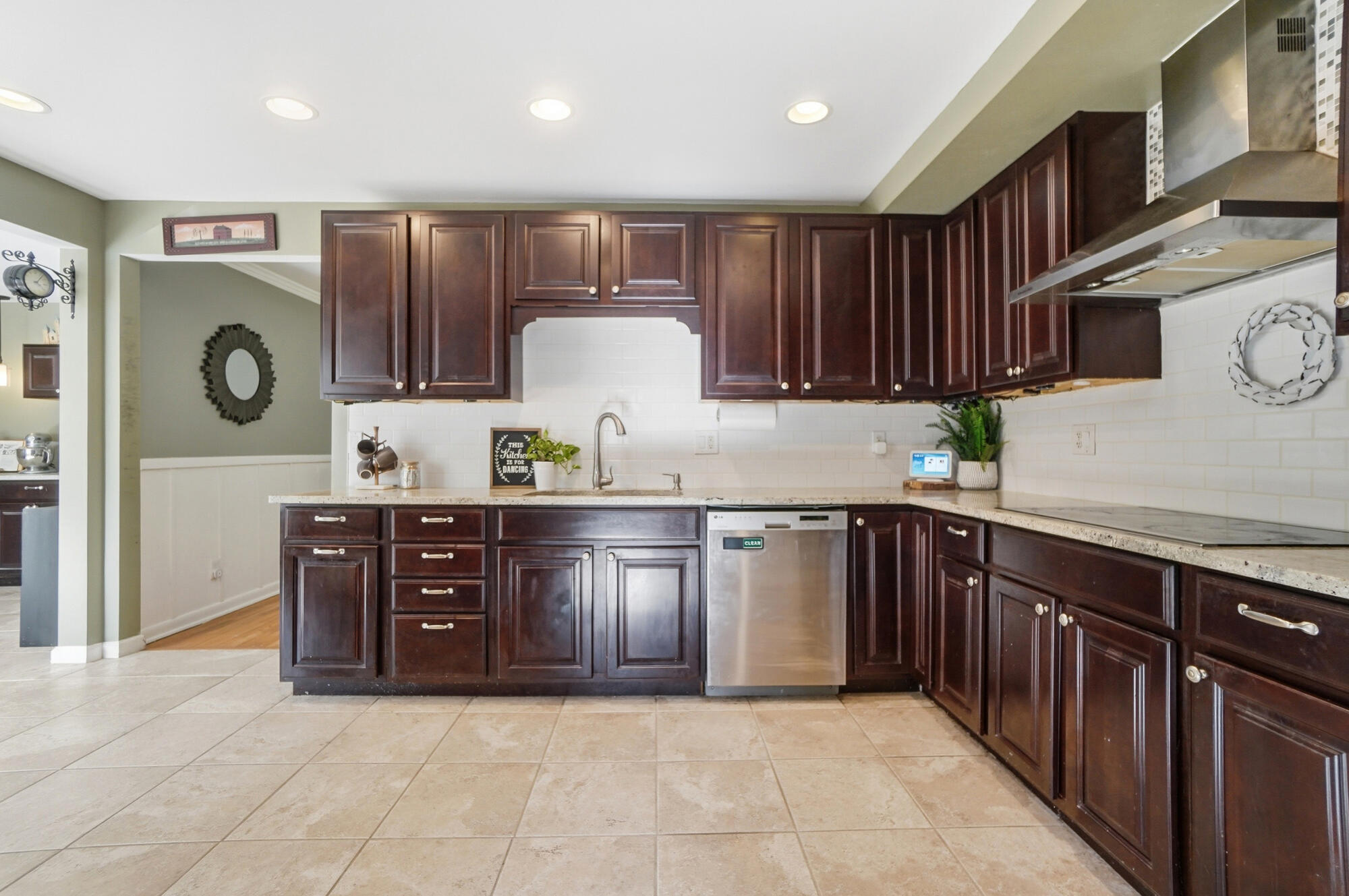 917 White Oak Drive, Springfield, Ohio 45504