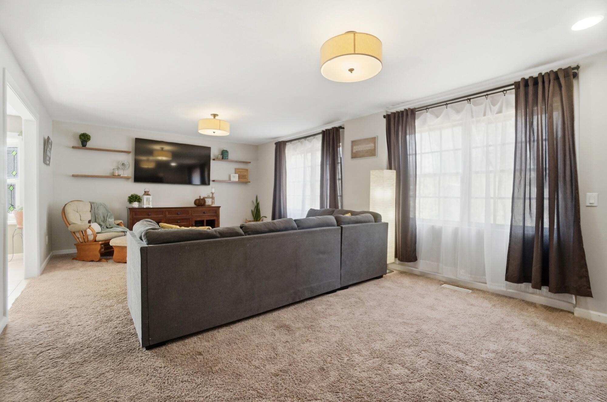 917 White Oak Drive, Springfield, Ohio 45504