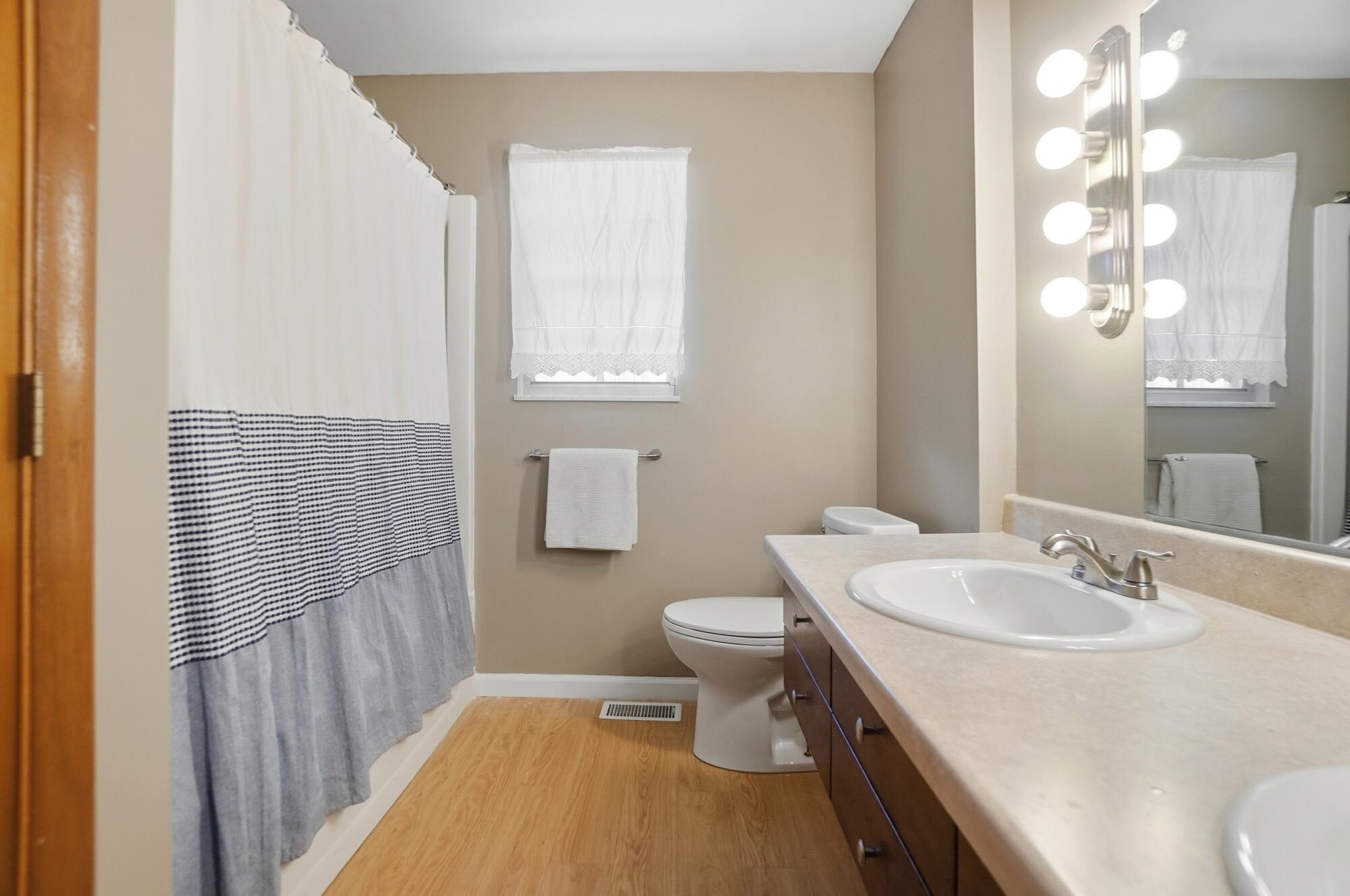 917 White Oak Drive, Springfield, Ohio 45504