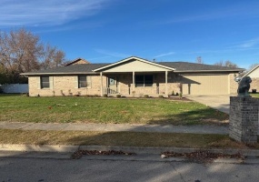 1141 Dickerson Drive, Troy, Ohio 45373, 3 Bedrooms Bedrooms, ,2 BathroomsBathrooms,Residential,For Sale,Dickerson,1042538