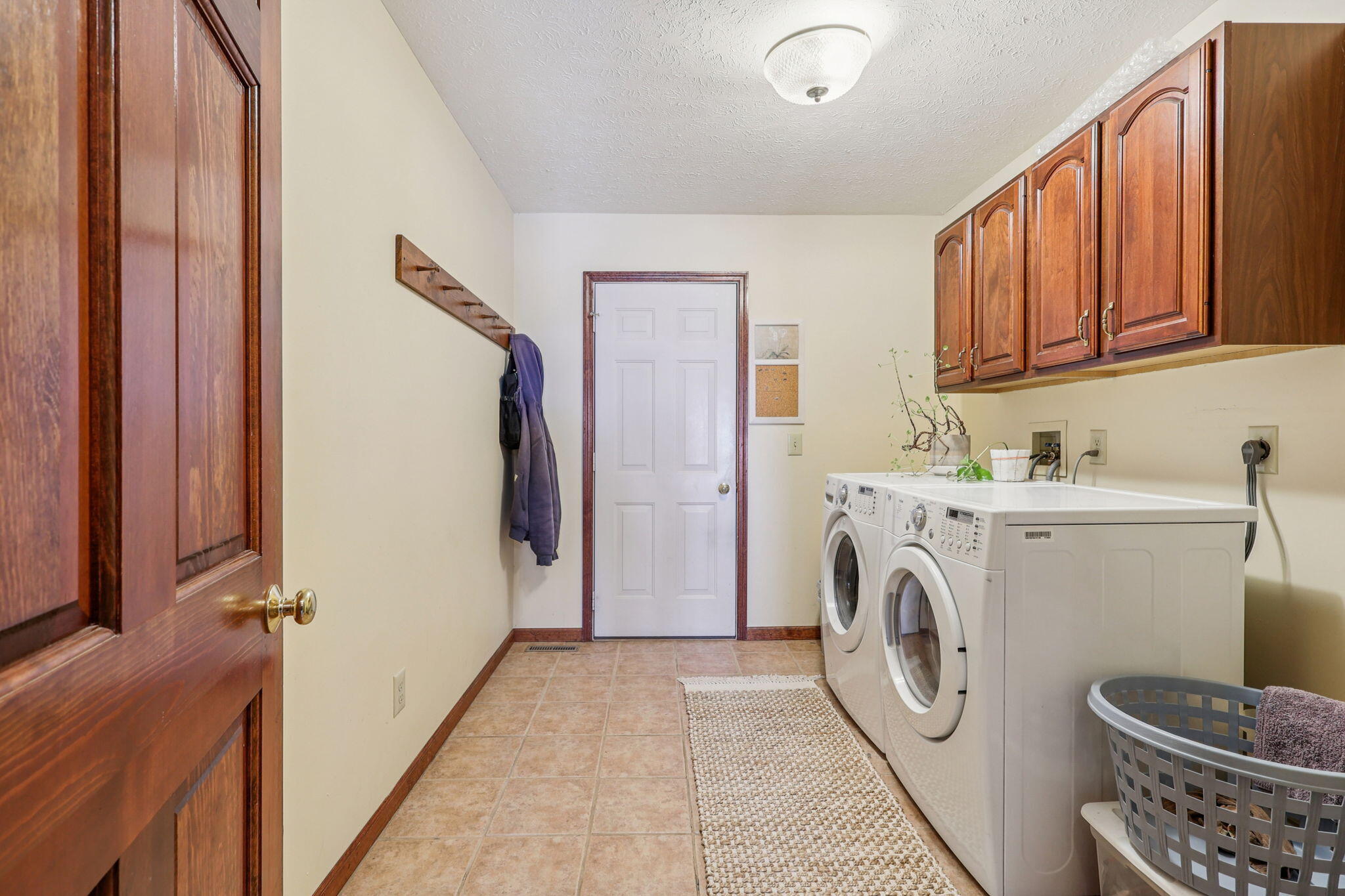 915 Winston Lane, Tipp City, Ohio 45371