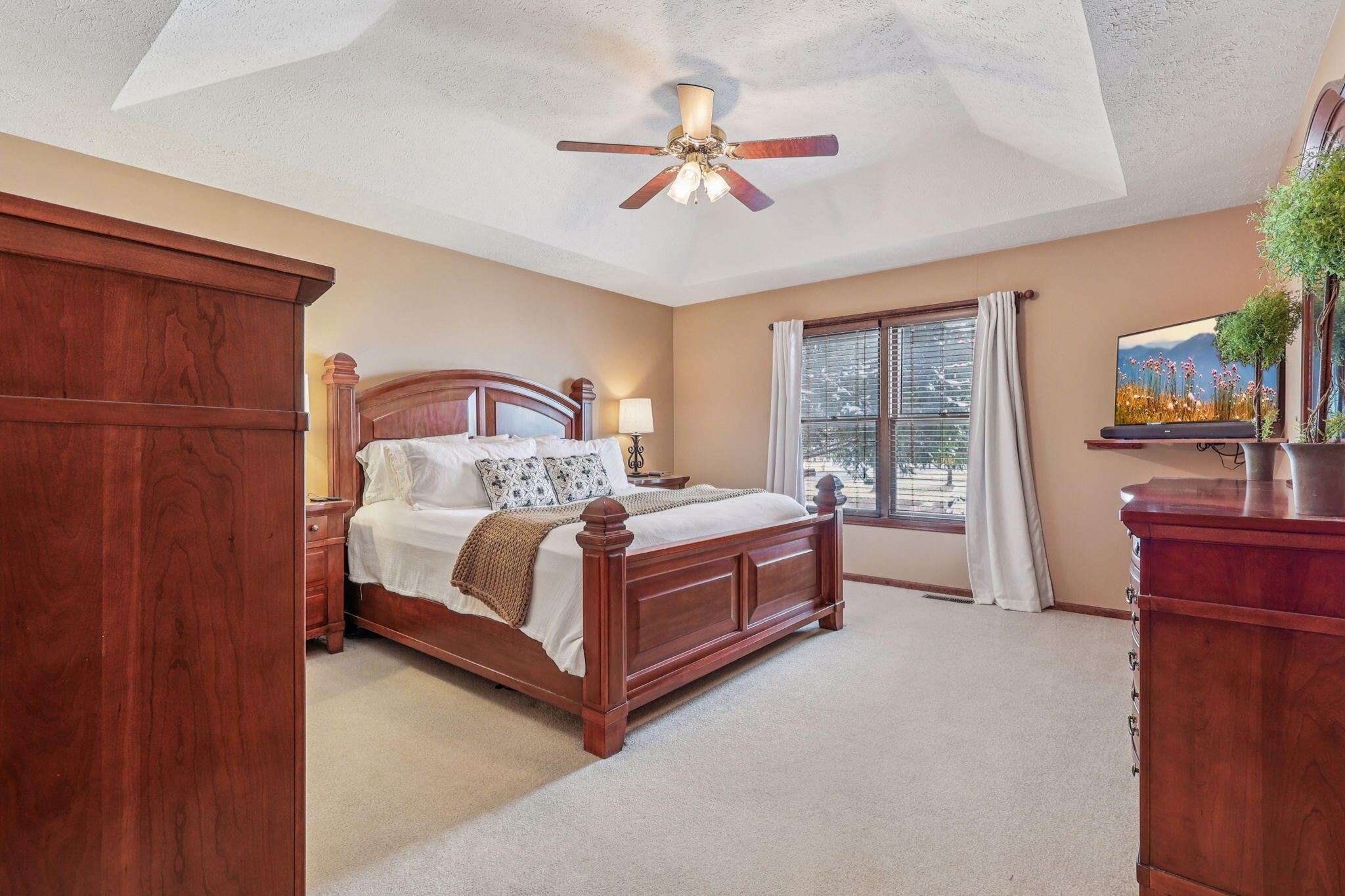 915 Winston Lane, Tipp City, Ohio 45371