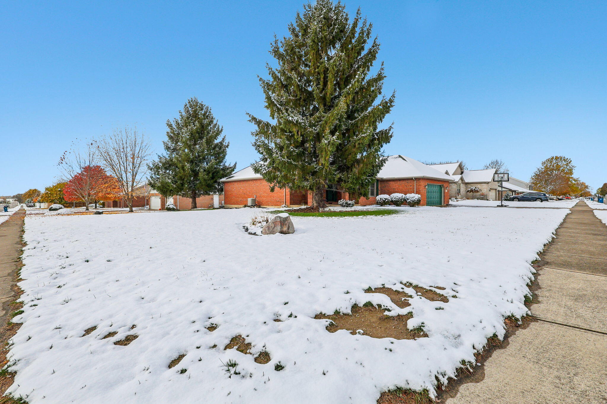 915 Winston Lane, Tipp City, Ohio 45371